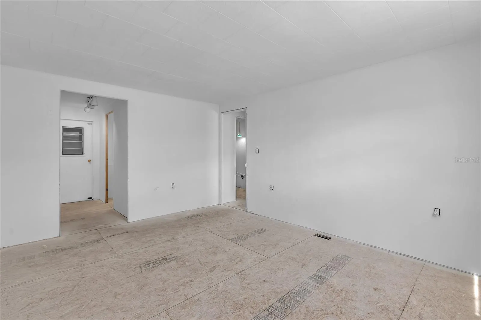 3705 116TH STREET CT W