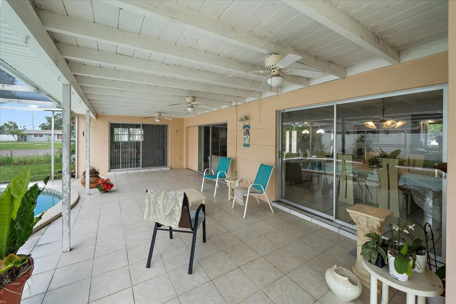 2733 BOTANY AVE