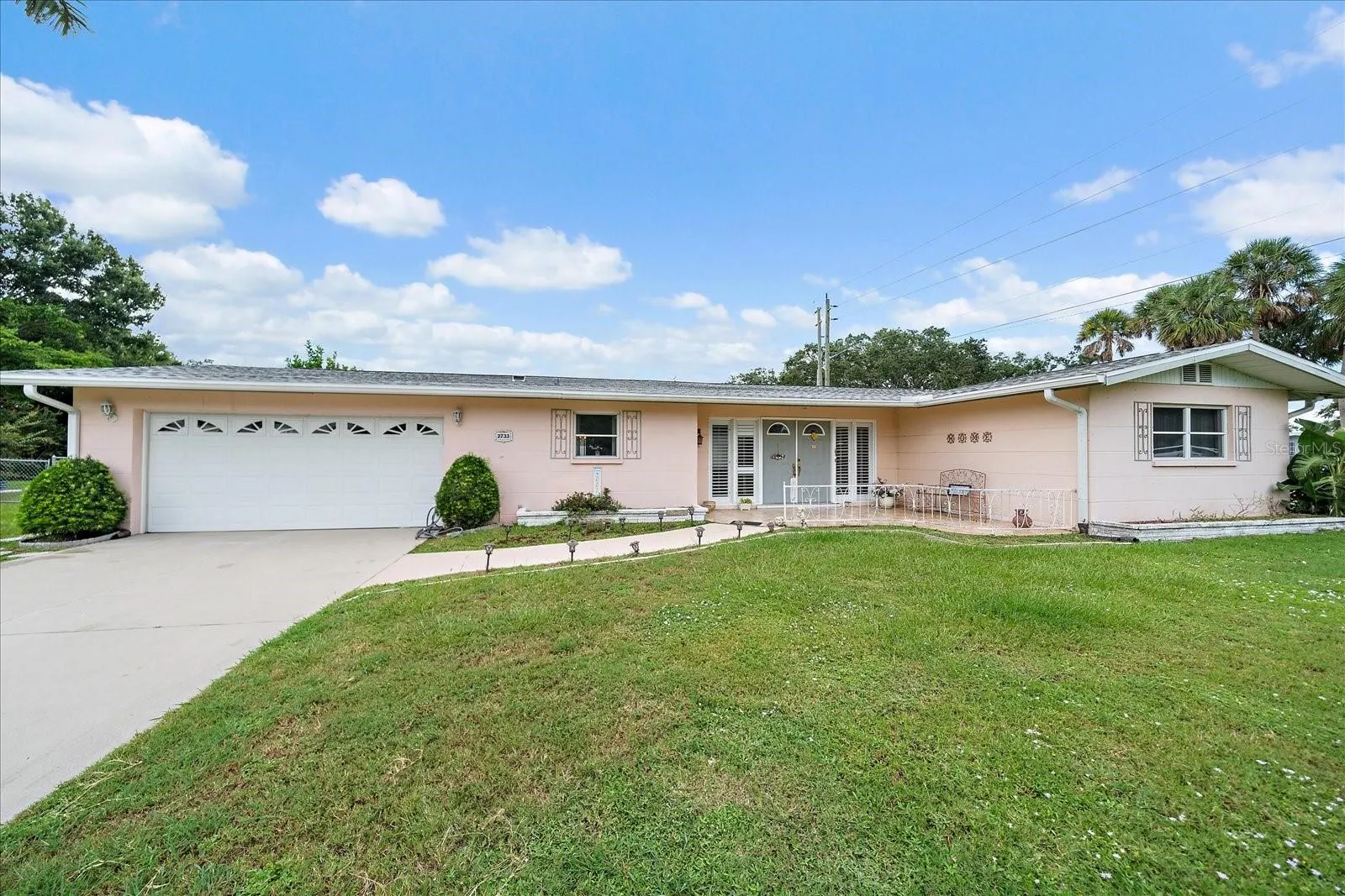 2733 BOTANY AVE