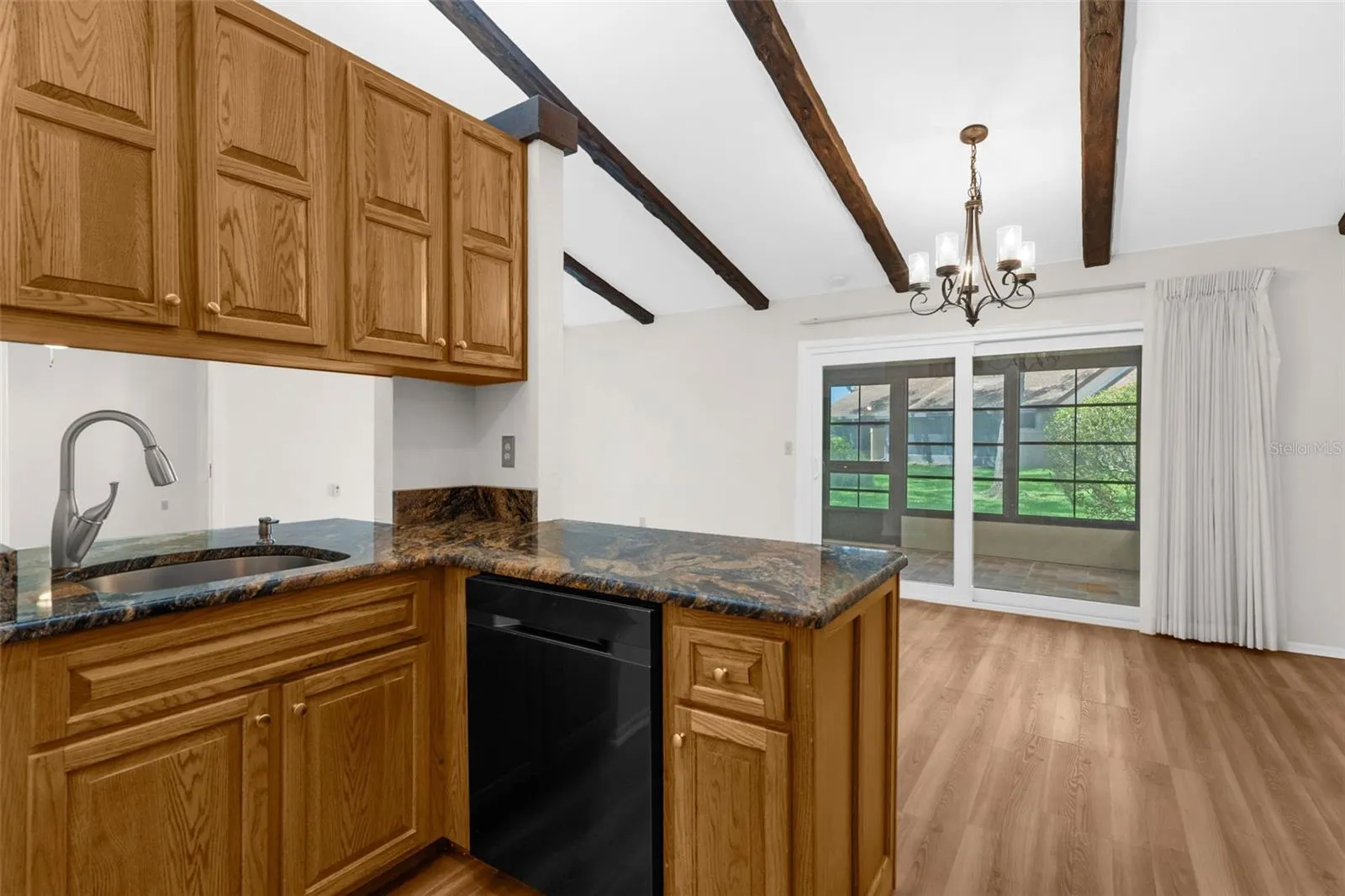 5948 MASHIE CIR