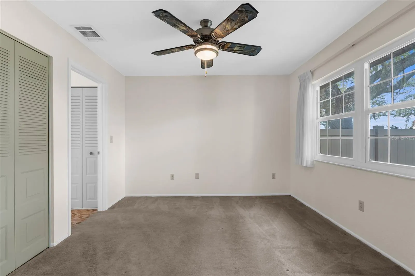 5948 MASHIE CIR