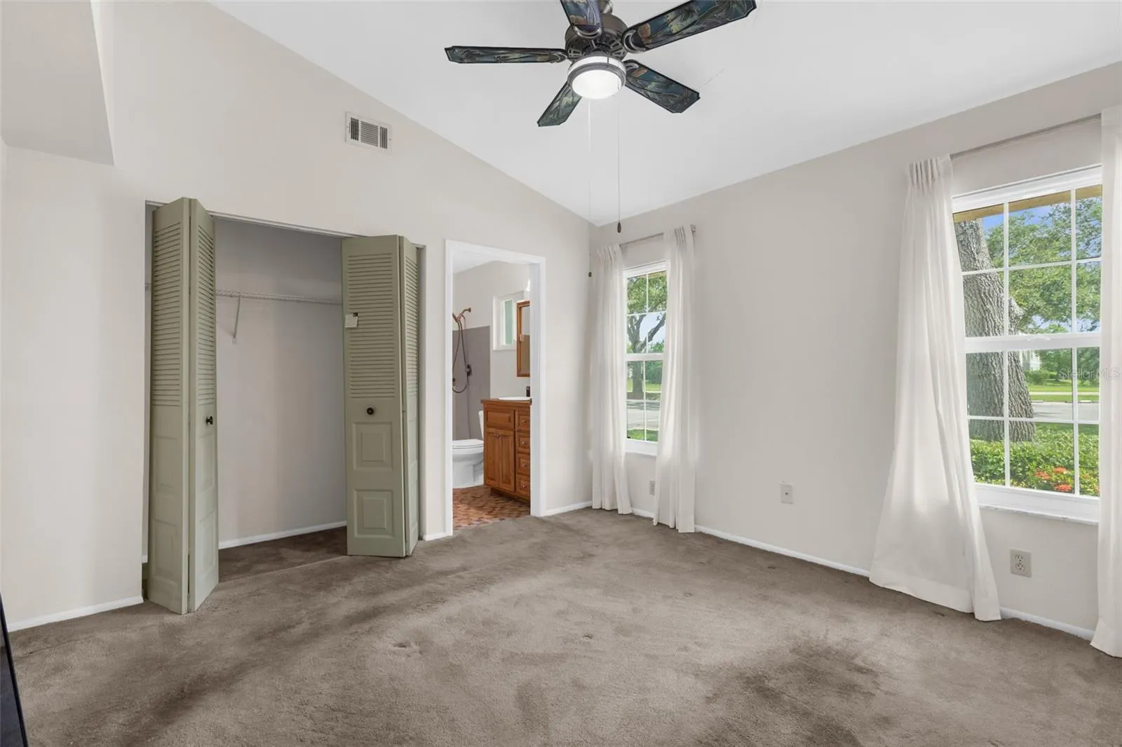 5948 MASHIE CIR