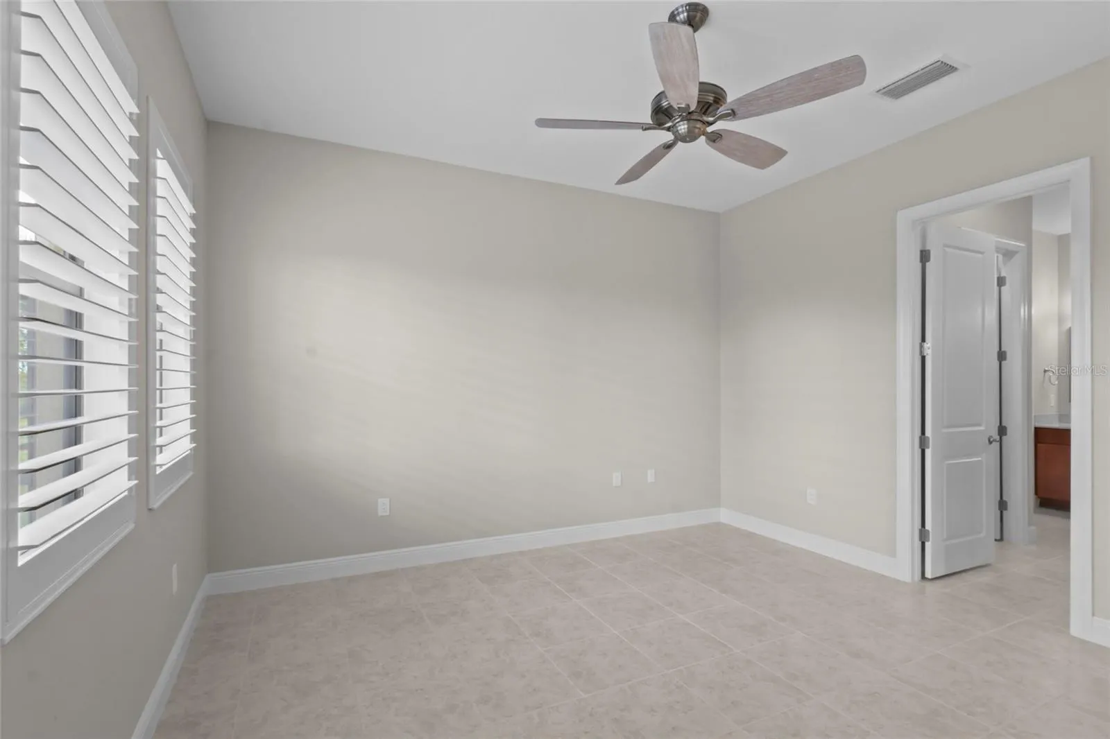 10401 CROOKED CREEK DR