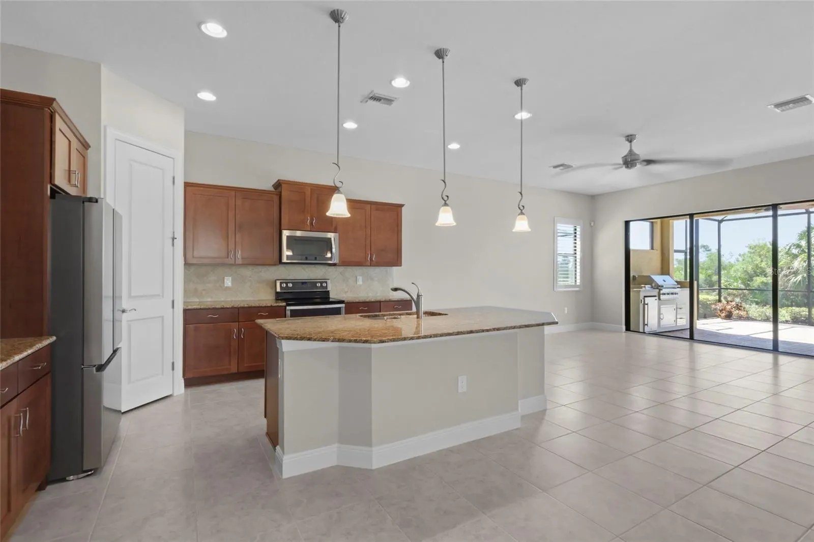 10401 CROOKED CREEK DR