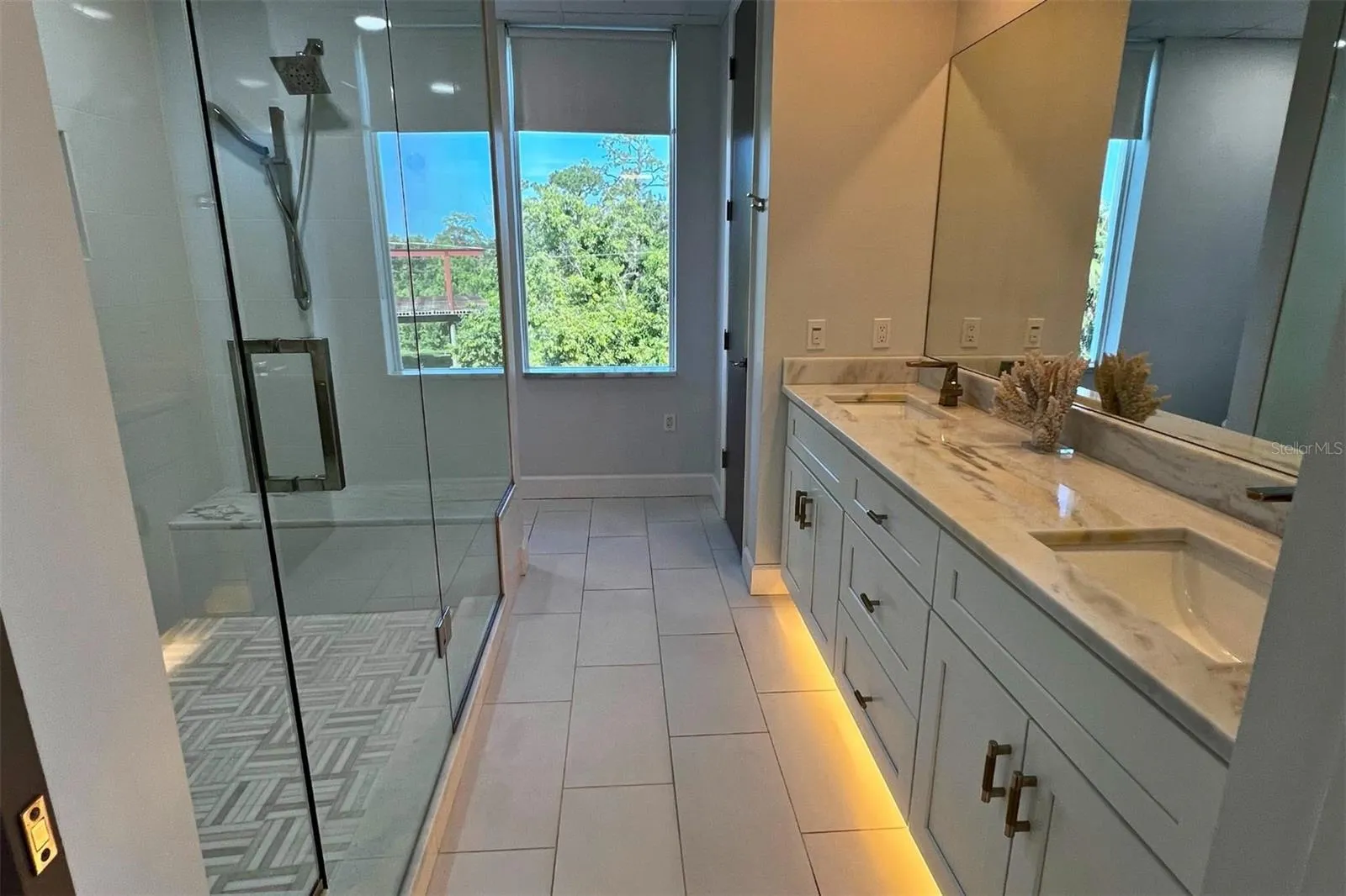 516 TAMIAMI TRL S #102, #102