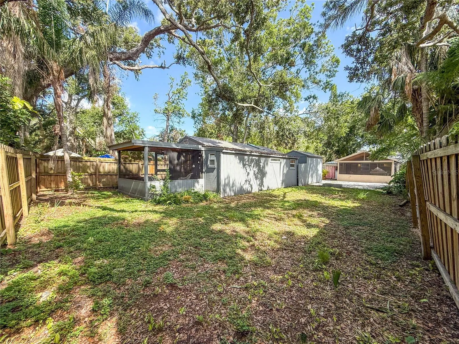 1108 COLLETON DR