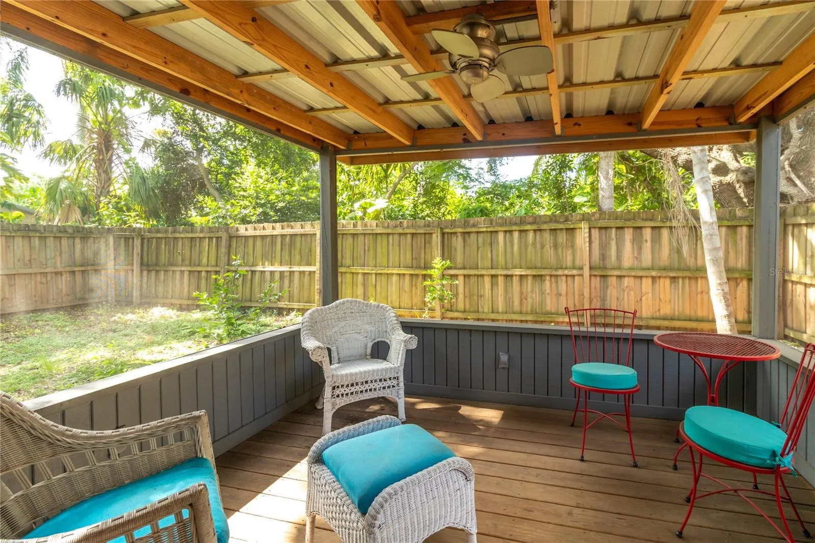 1108 COLLETON DR