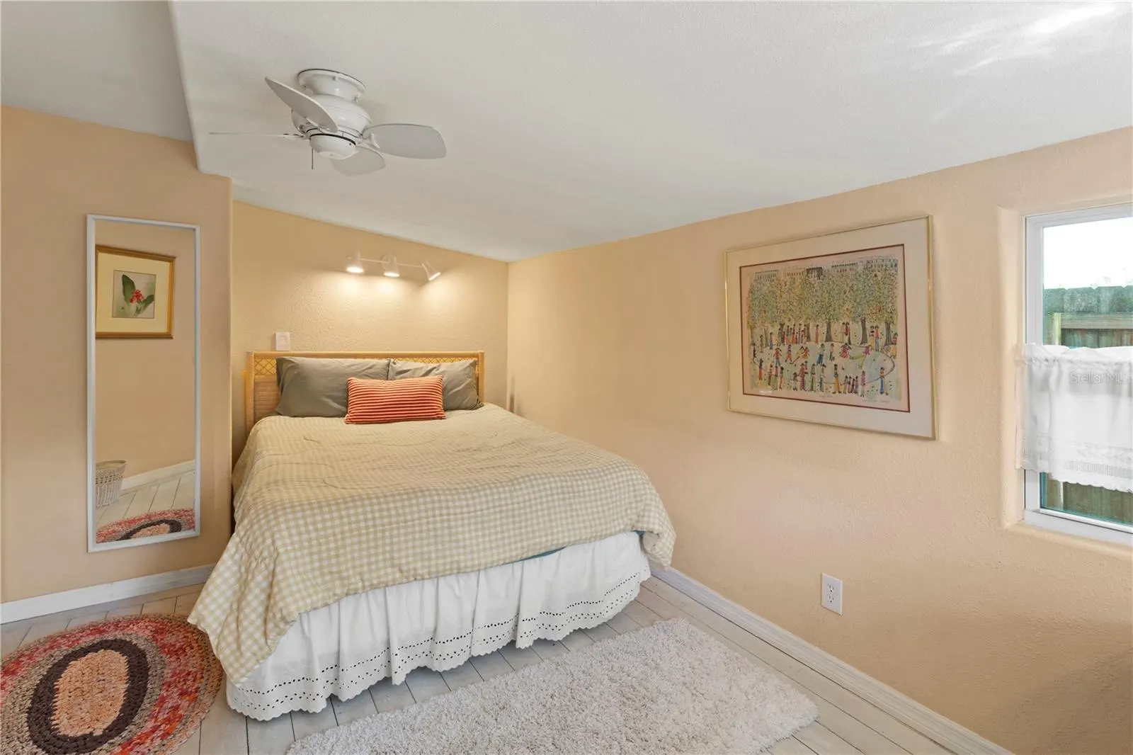 1108 COLLETON DR