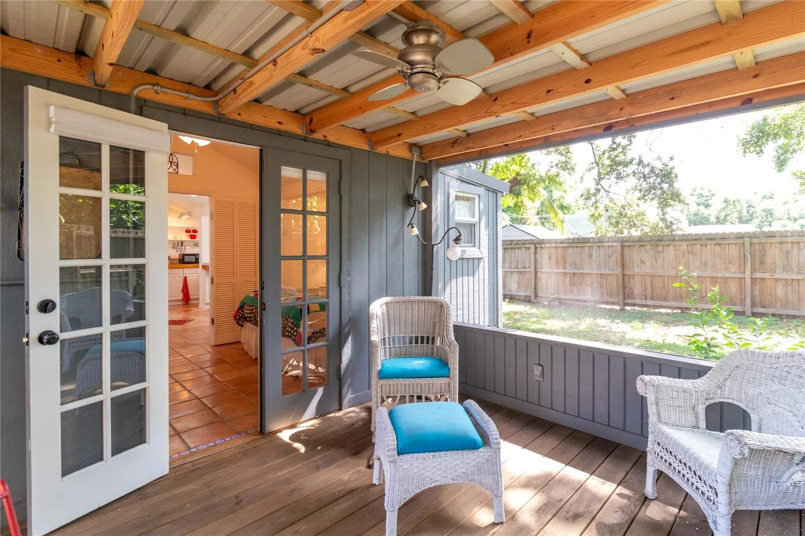 1108 COLLETON DR