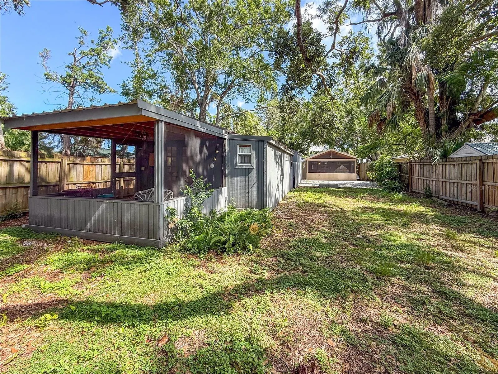 1108 COLLETON DR