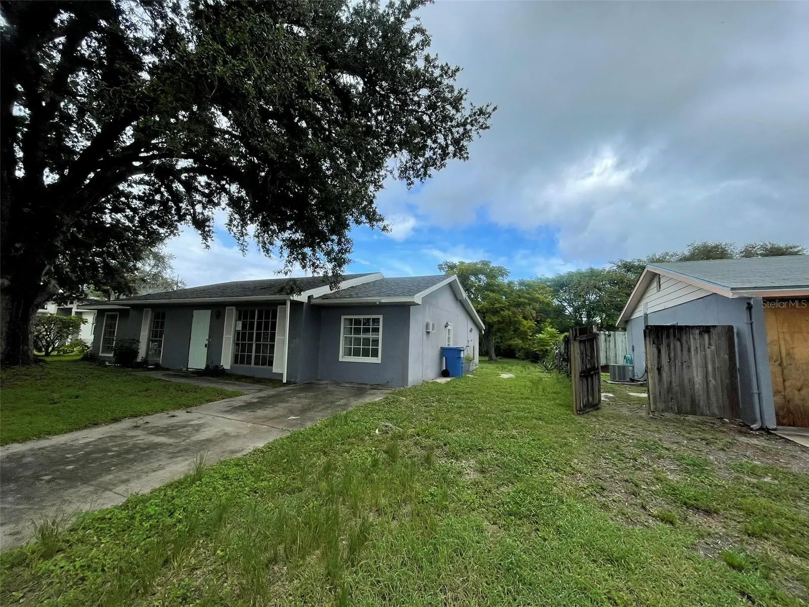 4030 SCHOOL CIR