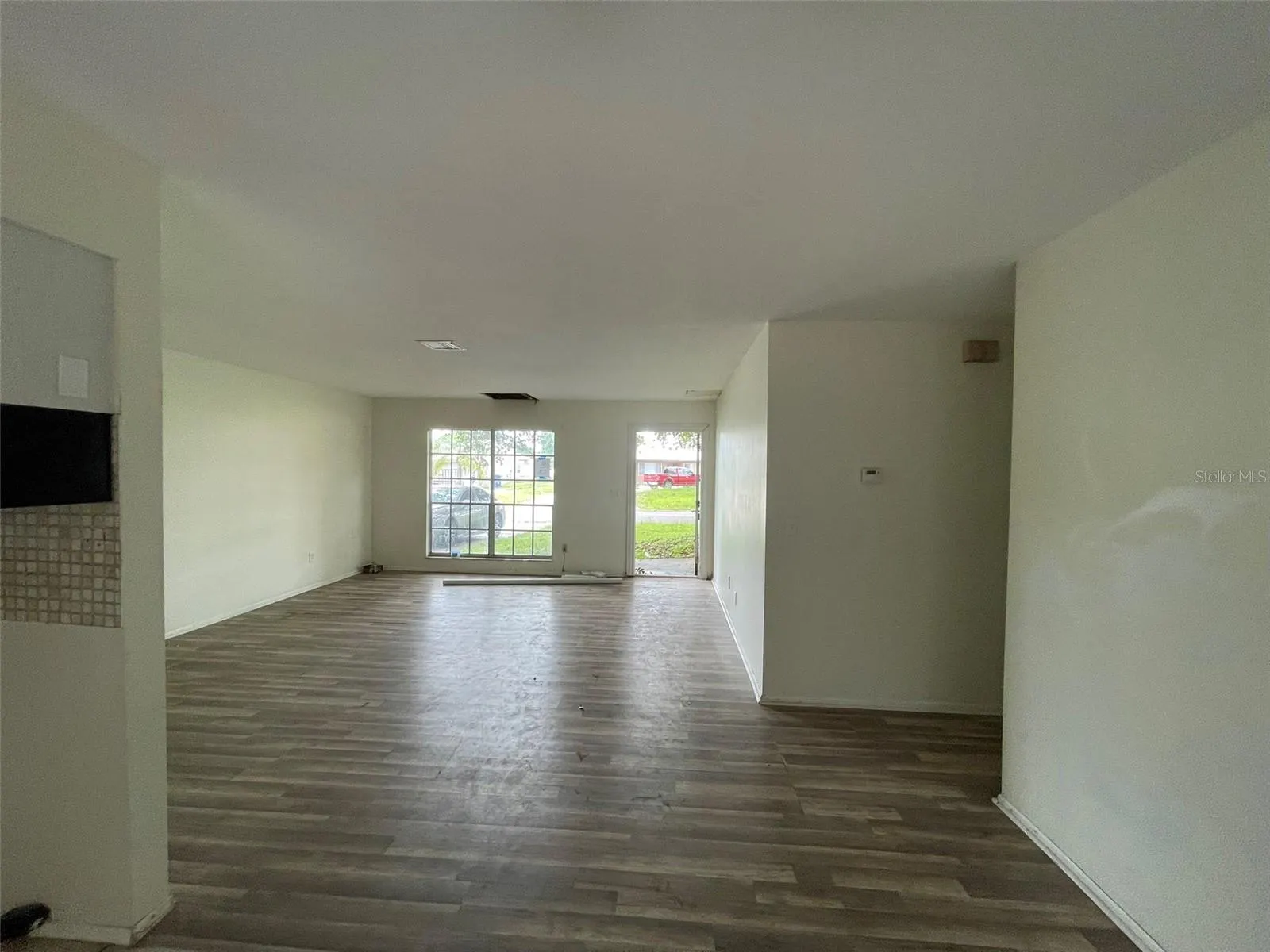 4030 SCHOOL CIR