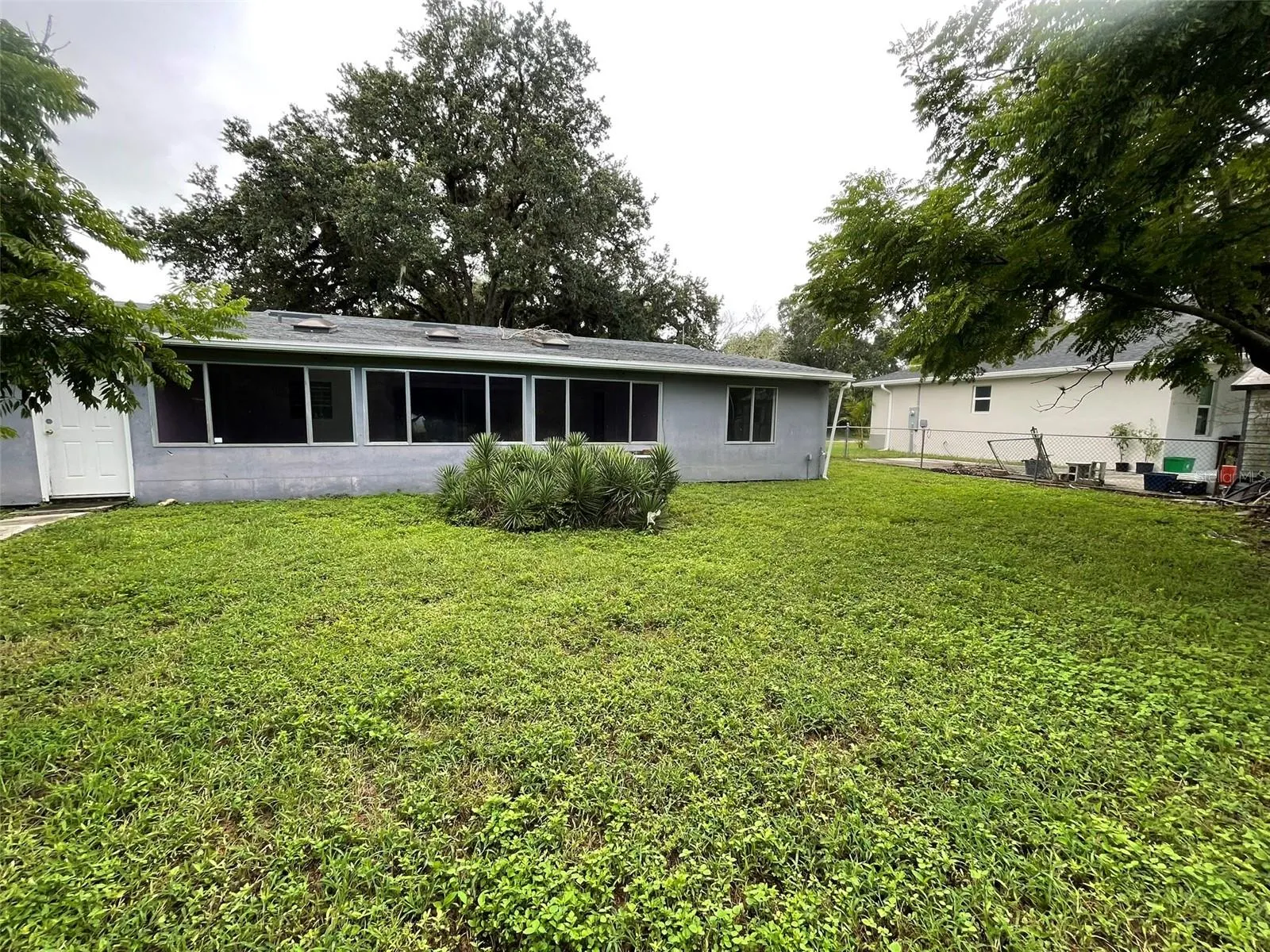 4030 SCHOOL CIR