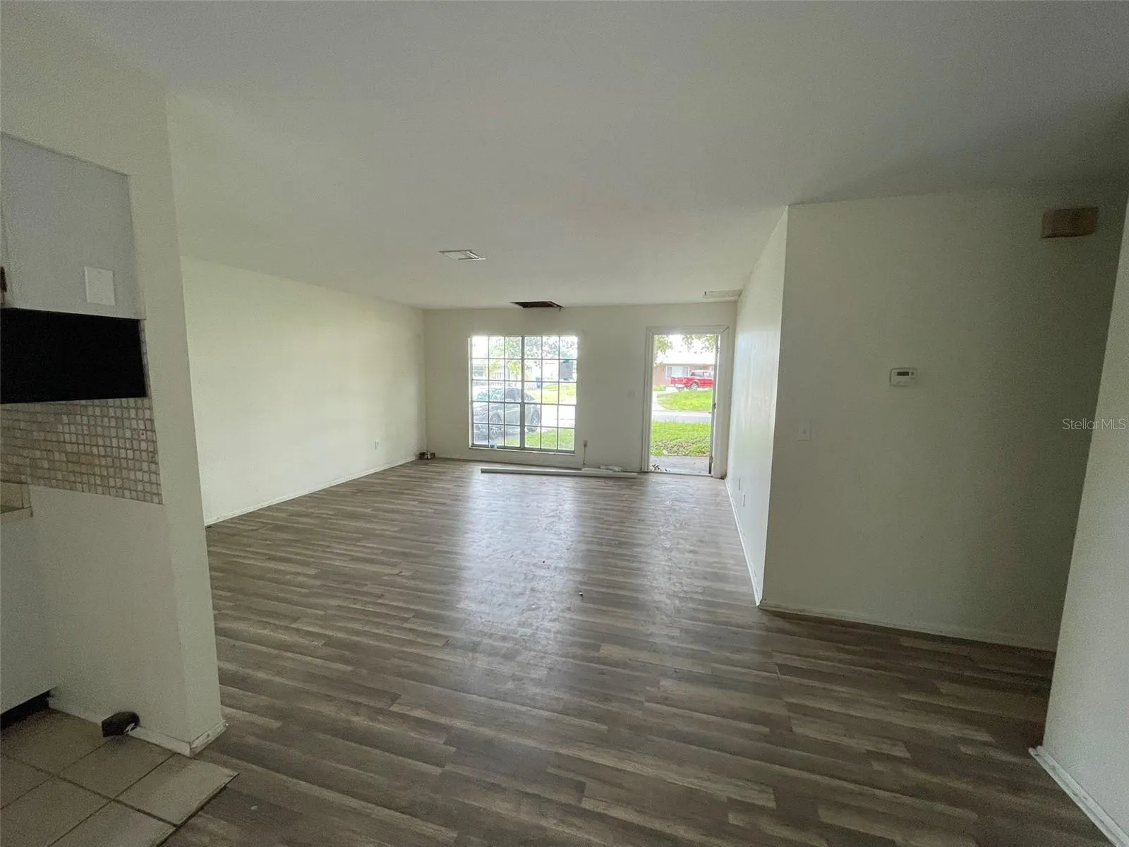 4030 SCHOOL CIR
