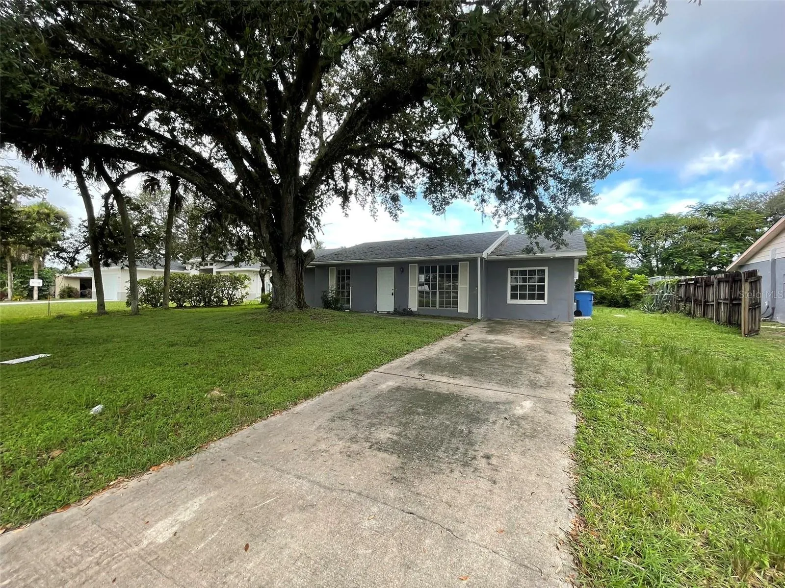 4030 SCHOOL CIR
