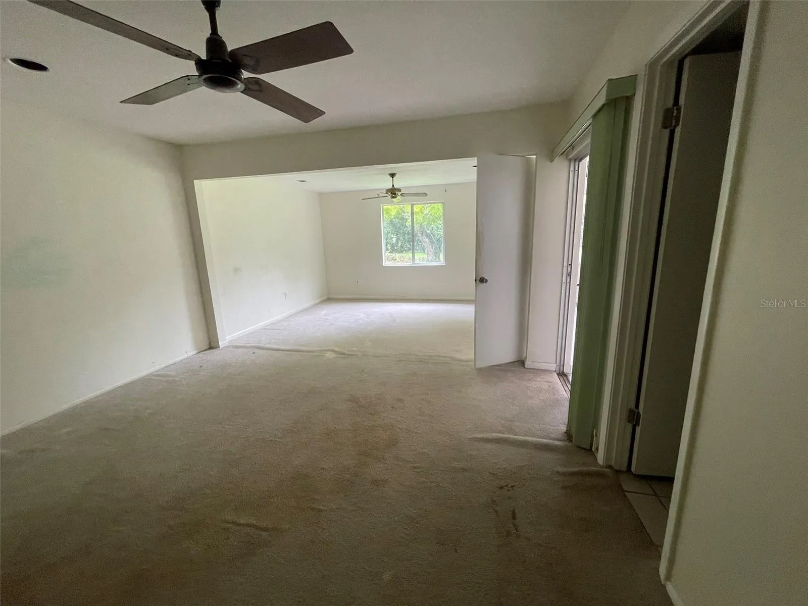 4030 SCHOOL CIR