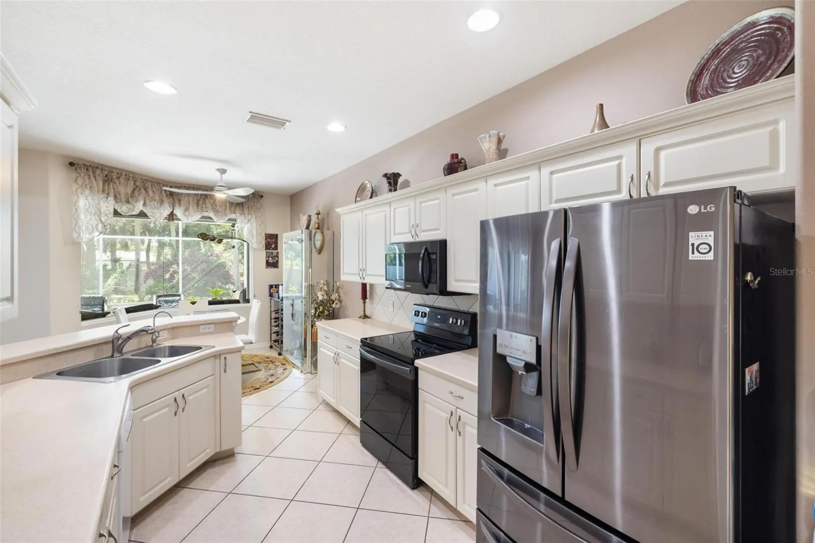 2720 CARMINE RD