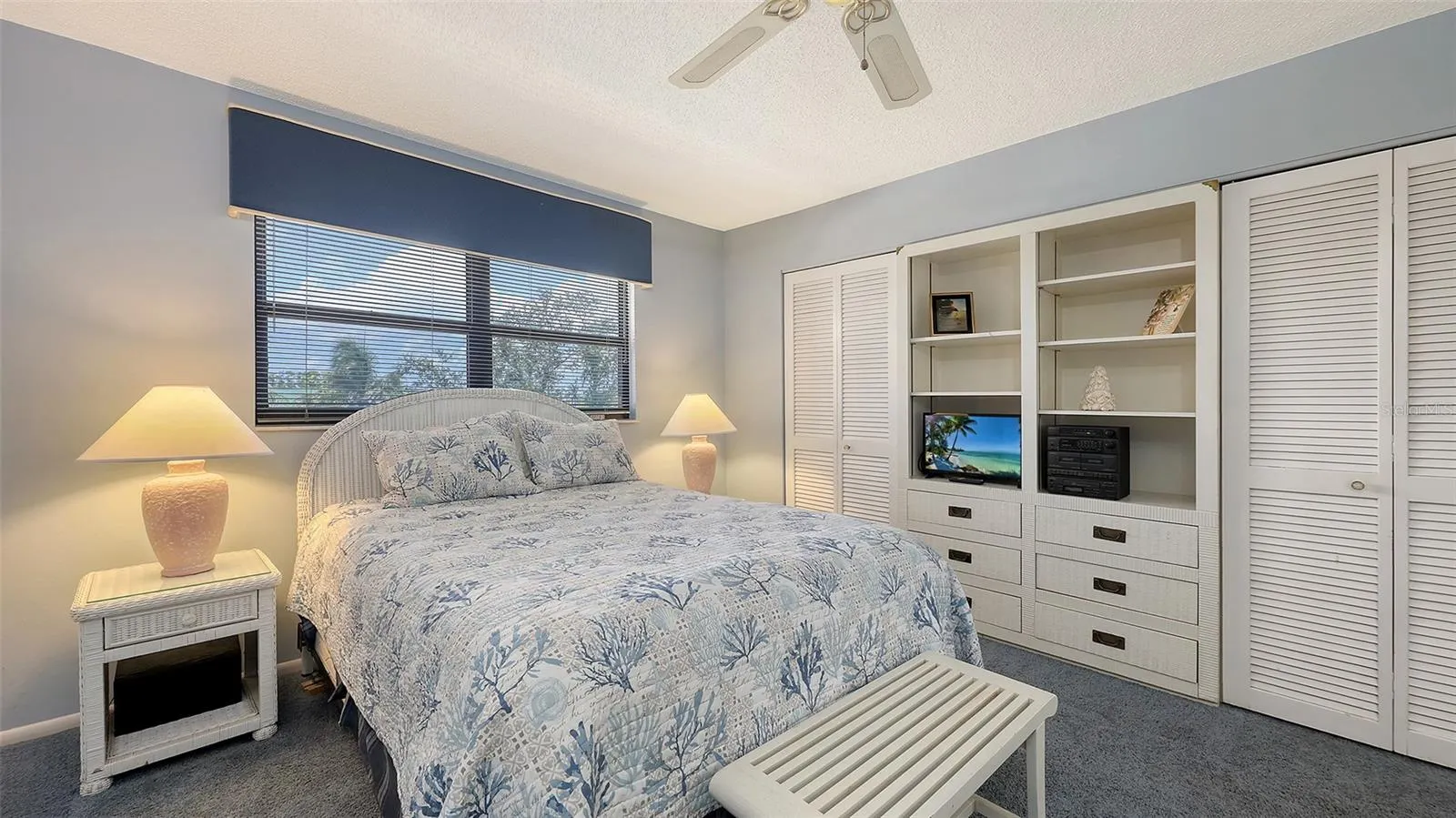 8779 MIDNIGHT PASS RD #401H, #401H