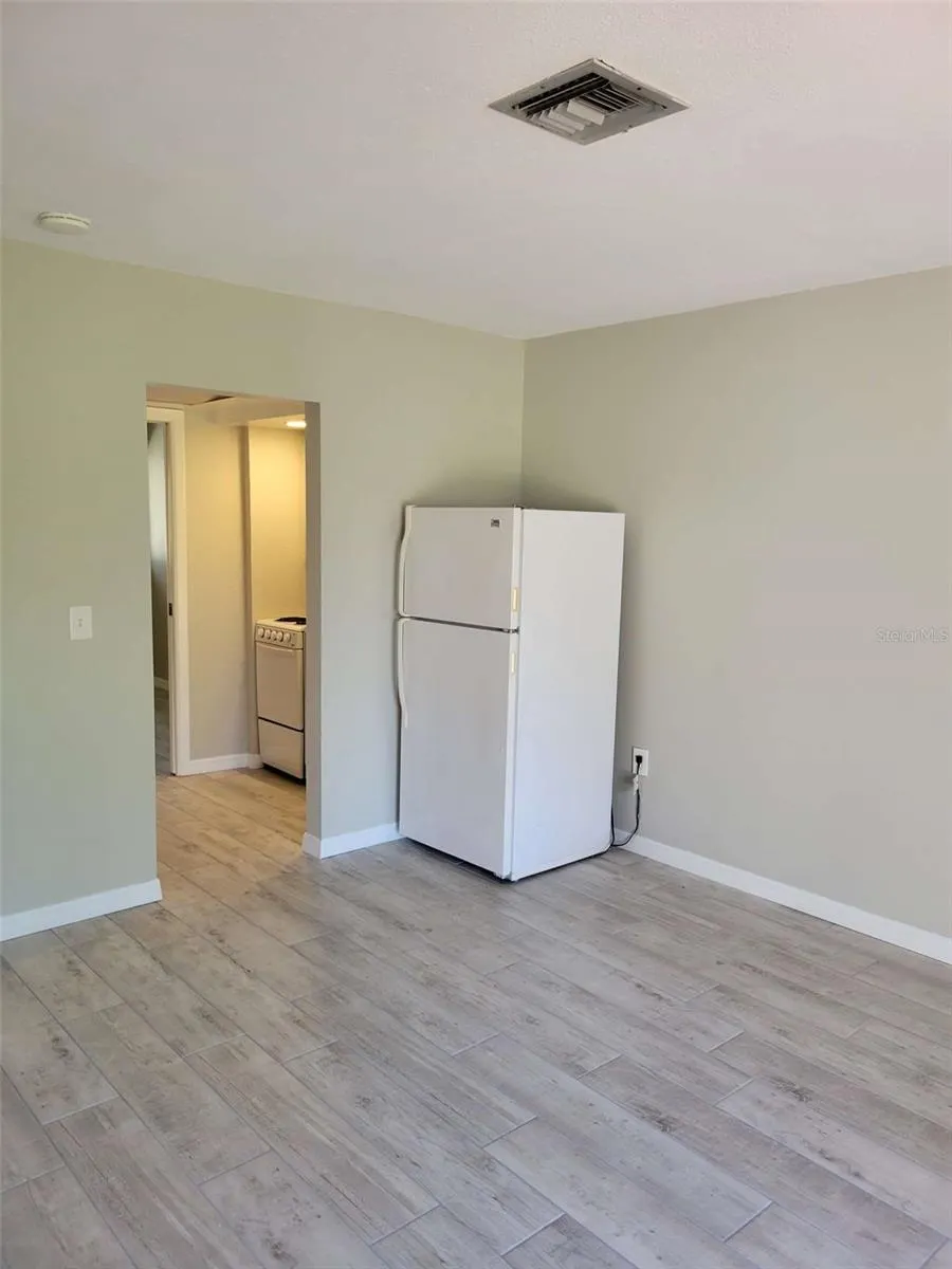 3553 LONGMEADOW #27, #27