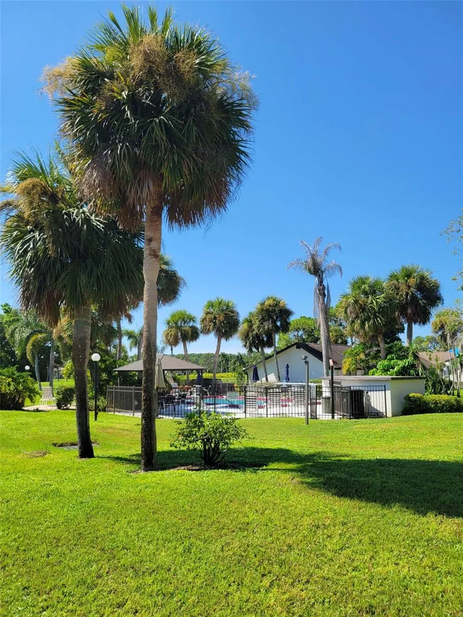 3553 LONGMEADOW #27, #27