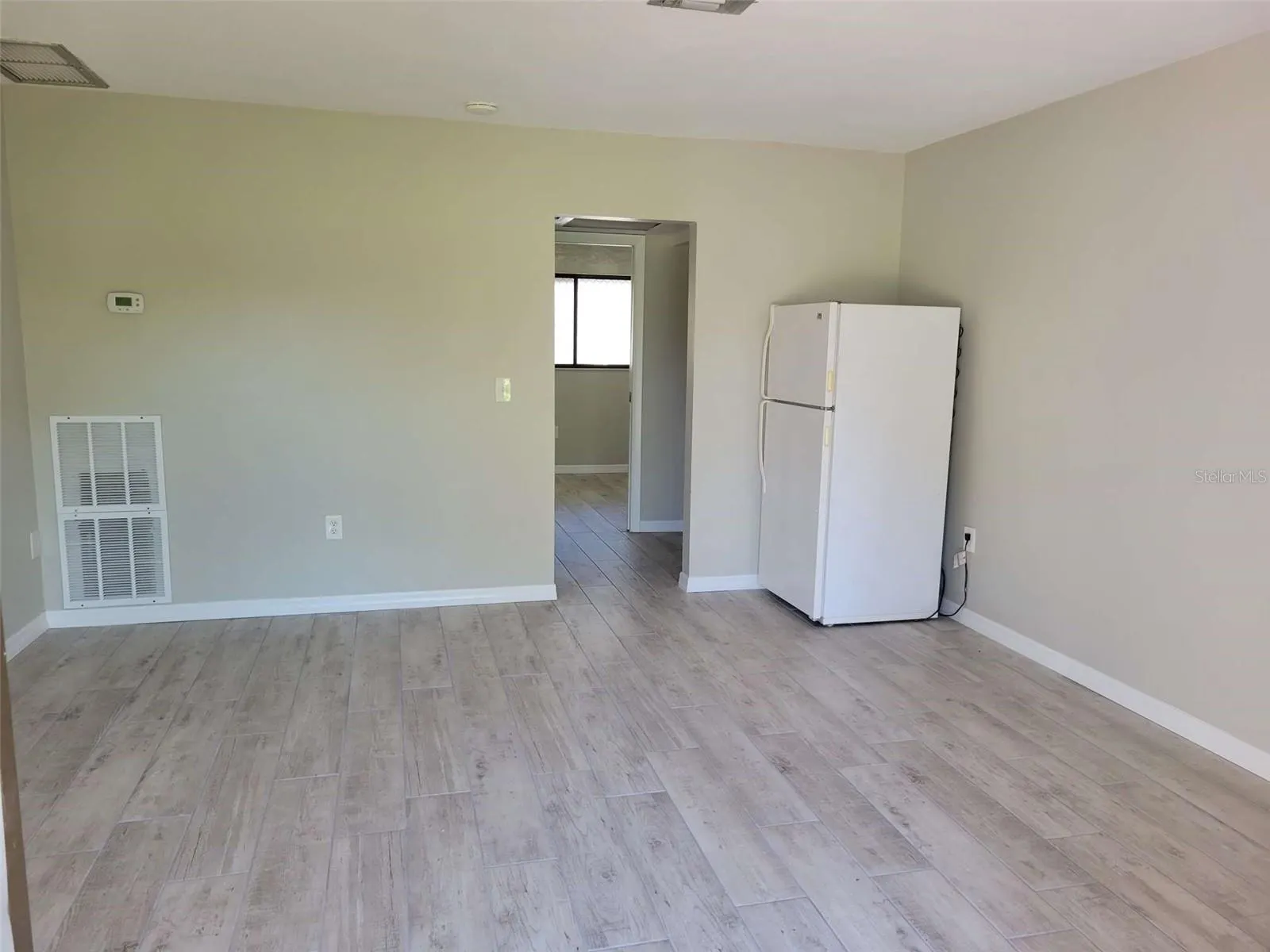 3553 LONGMEADOW #27, #27