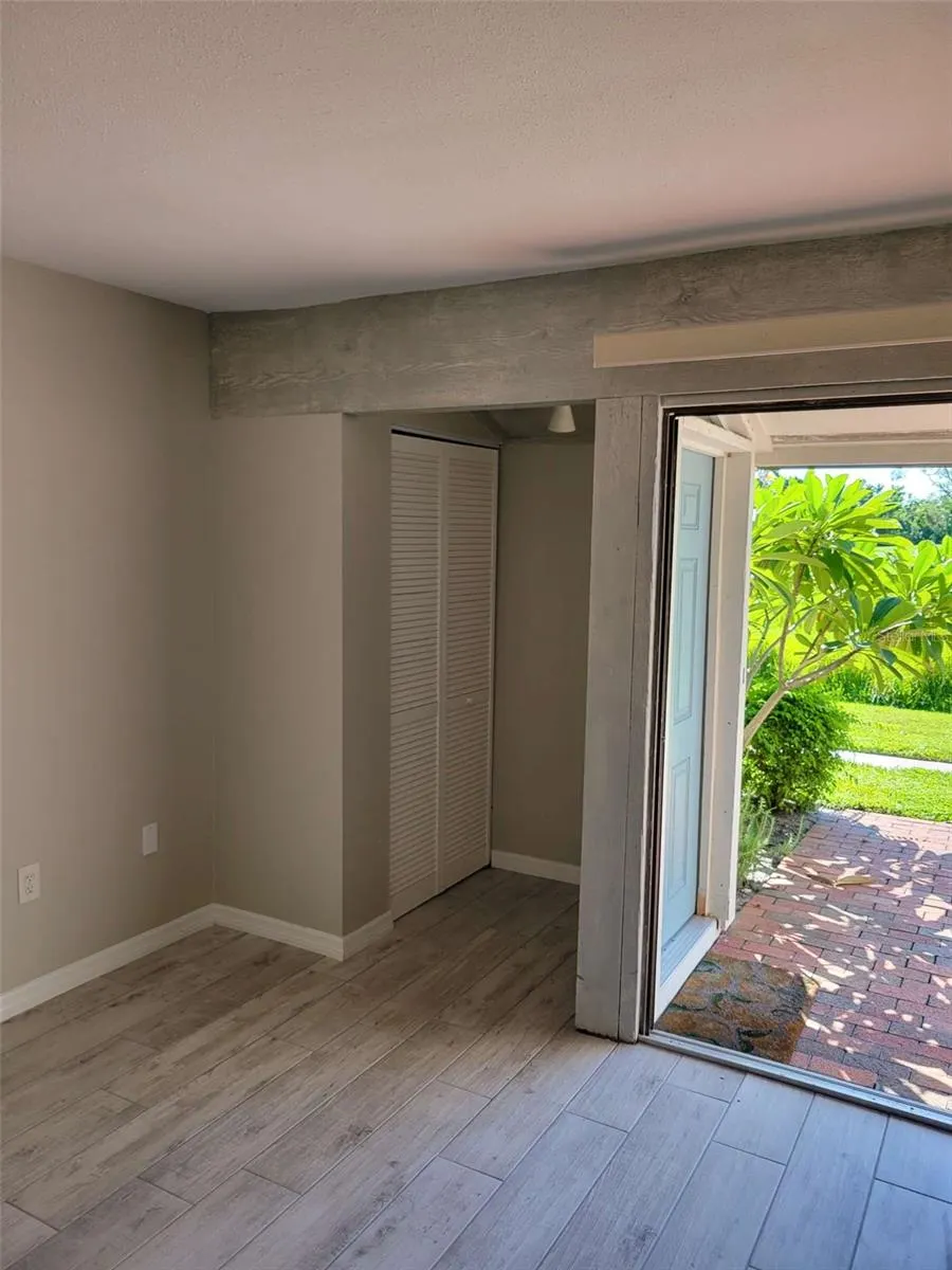 3553 LONGMEADOW #27, #27