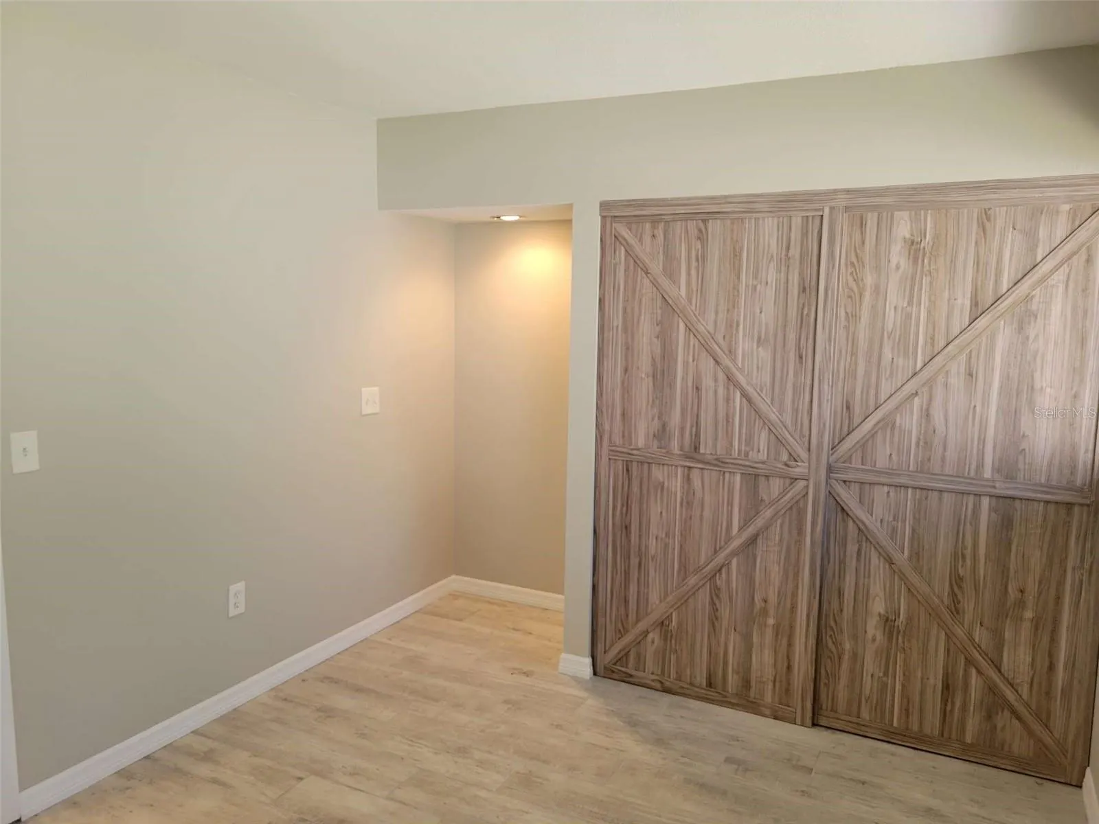 3553 LONGMEADOW #27, #27