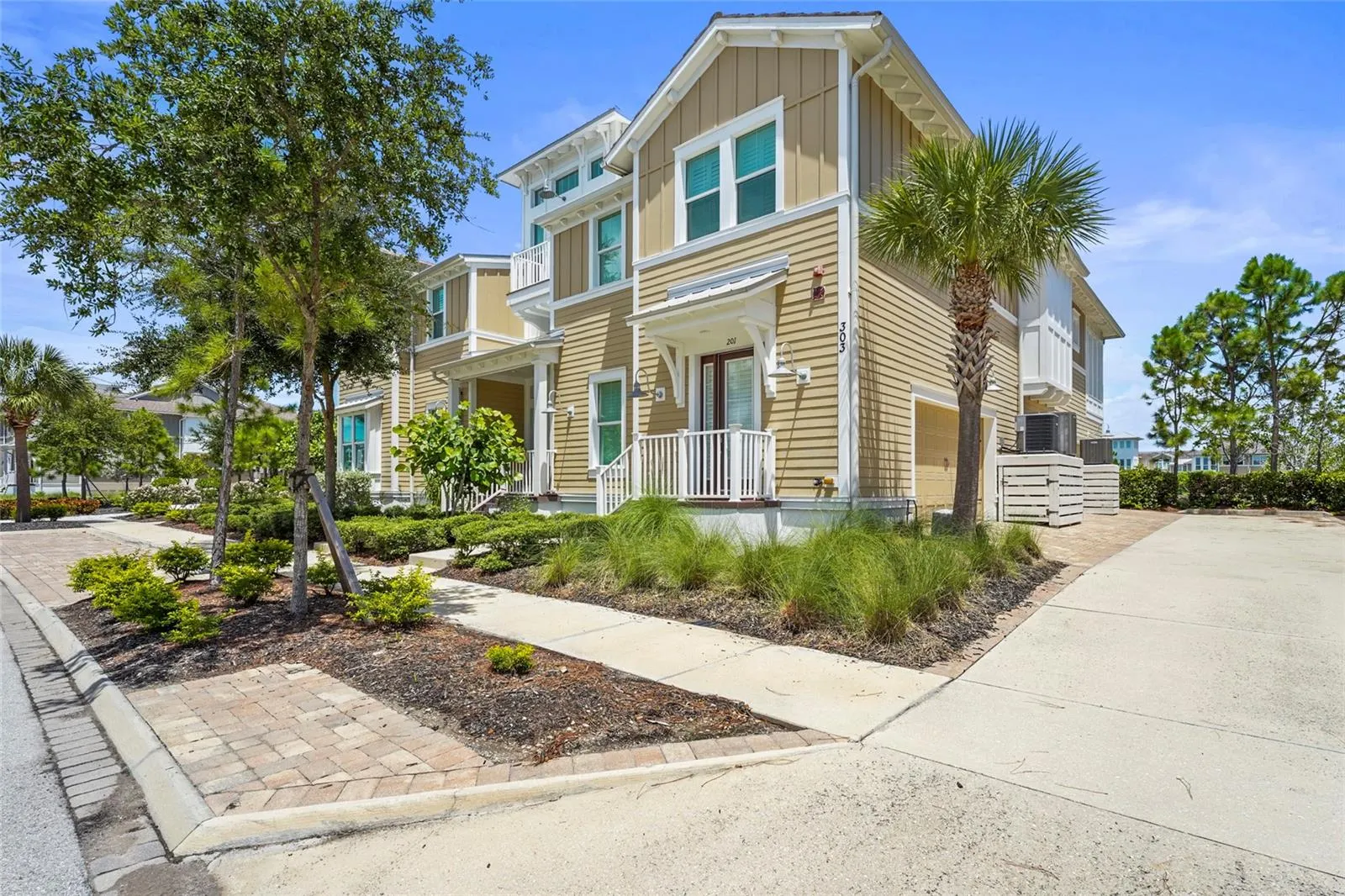 303 COMPASS POINT DR #101, #101