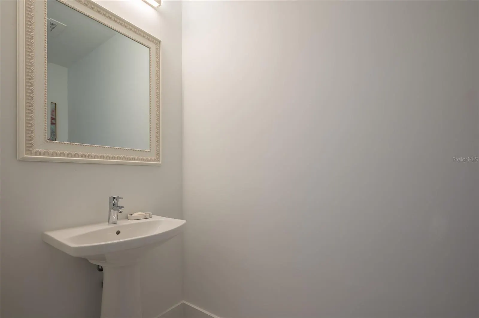 1155 N GULFSTREAM AVE #306, #306