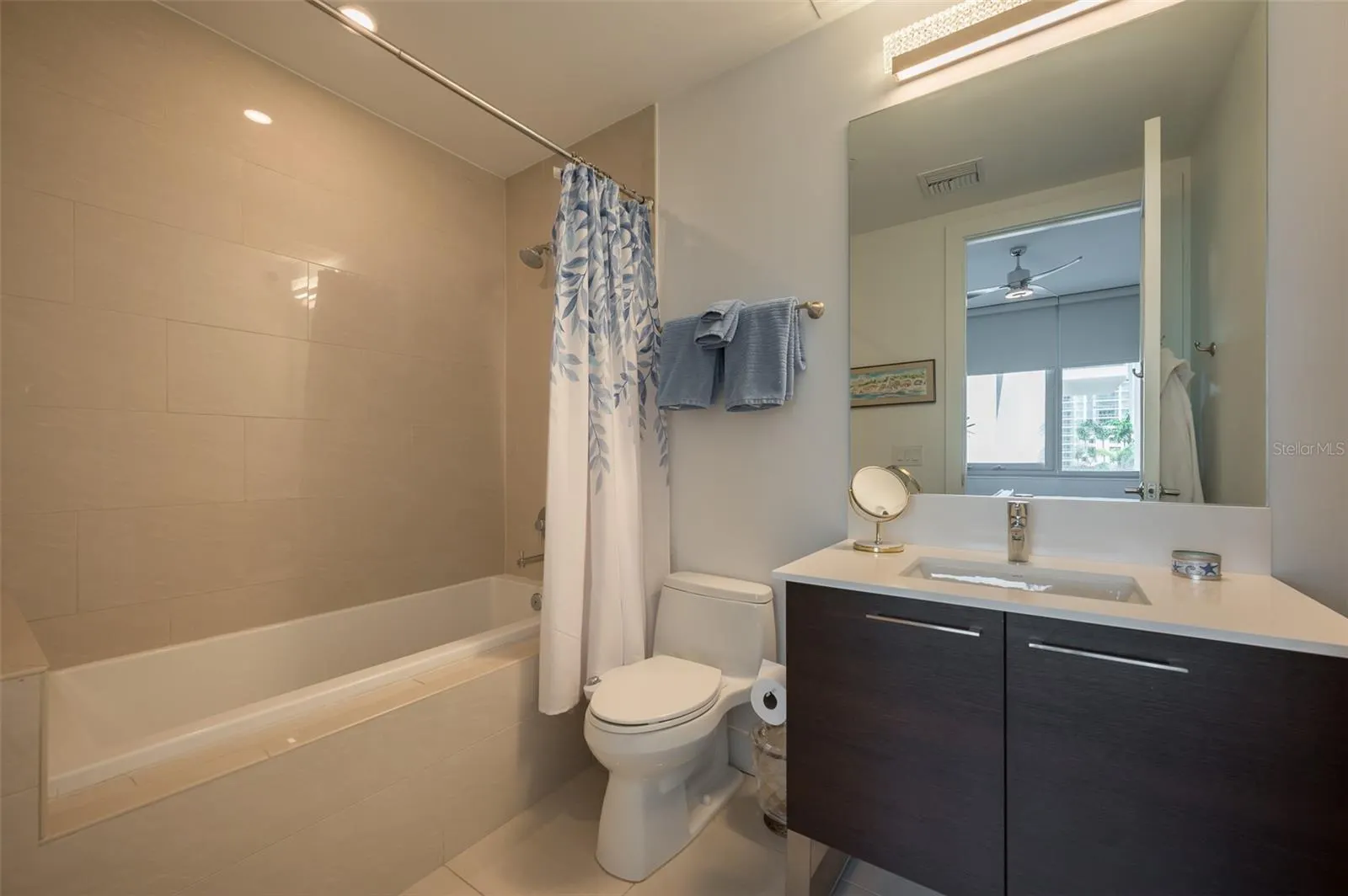 1155 N GULFSTREAM AVE #306, #306