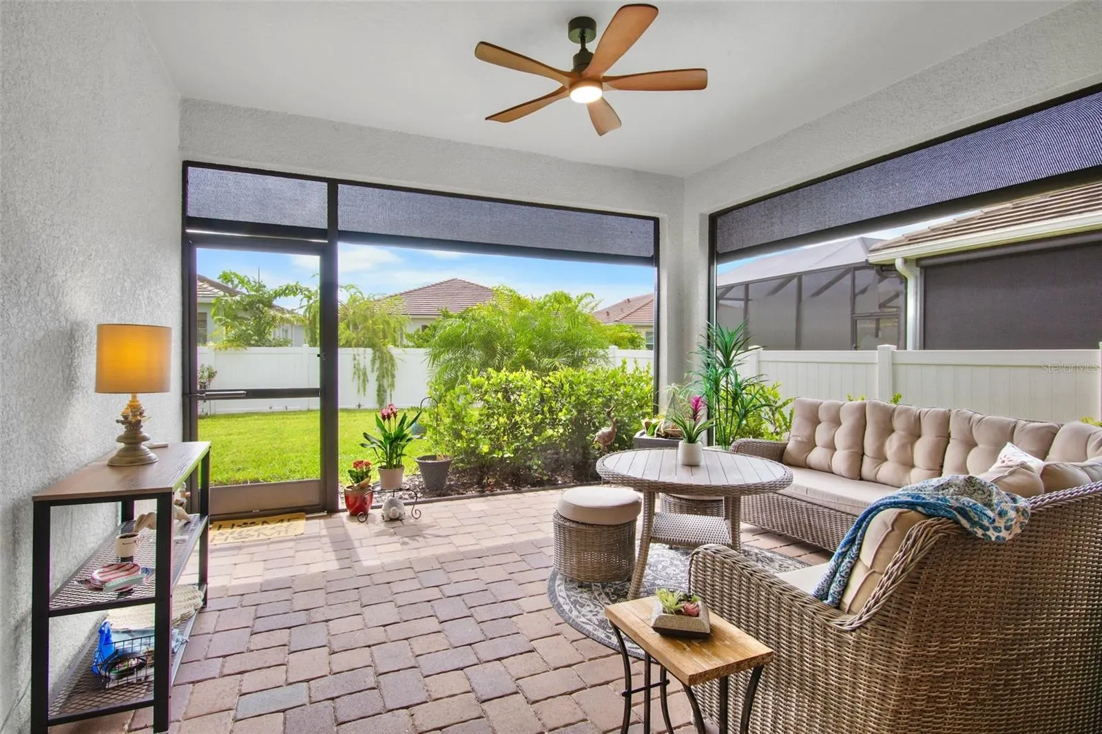 5754 LONG SHORE LOOP