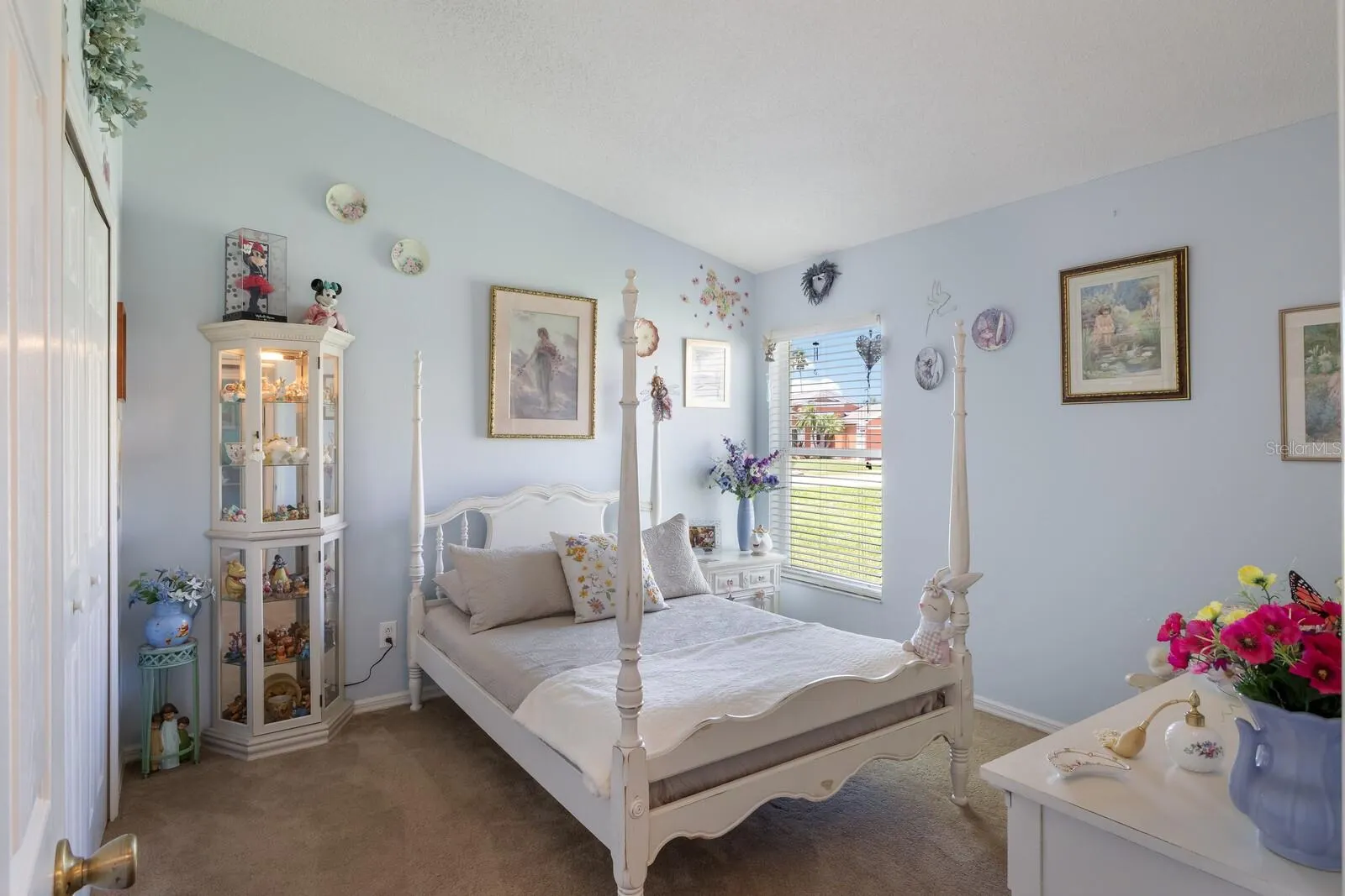 4487 SANIBEL WAY