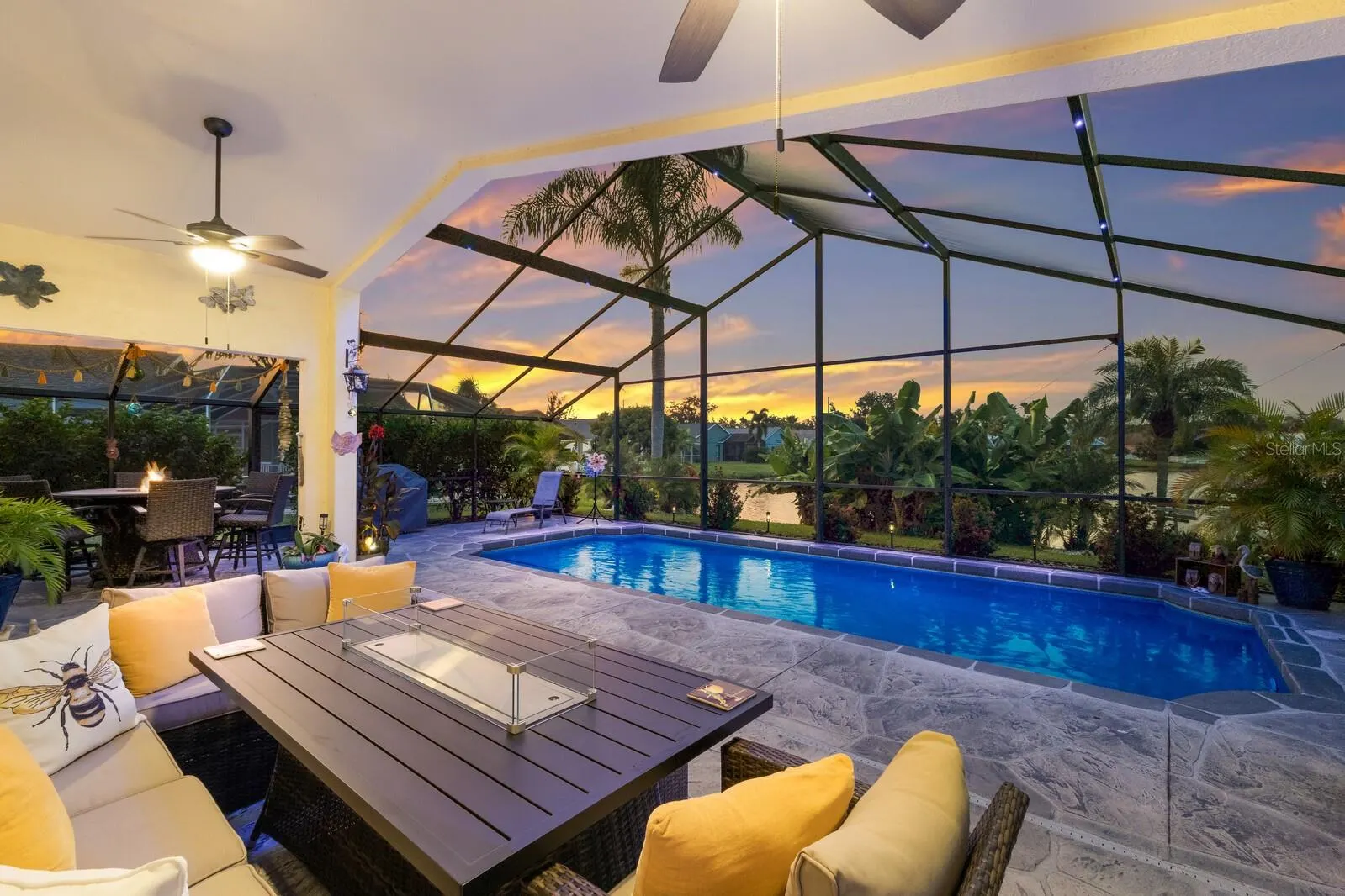4487 SANIBEL WAY