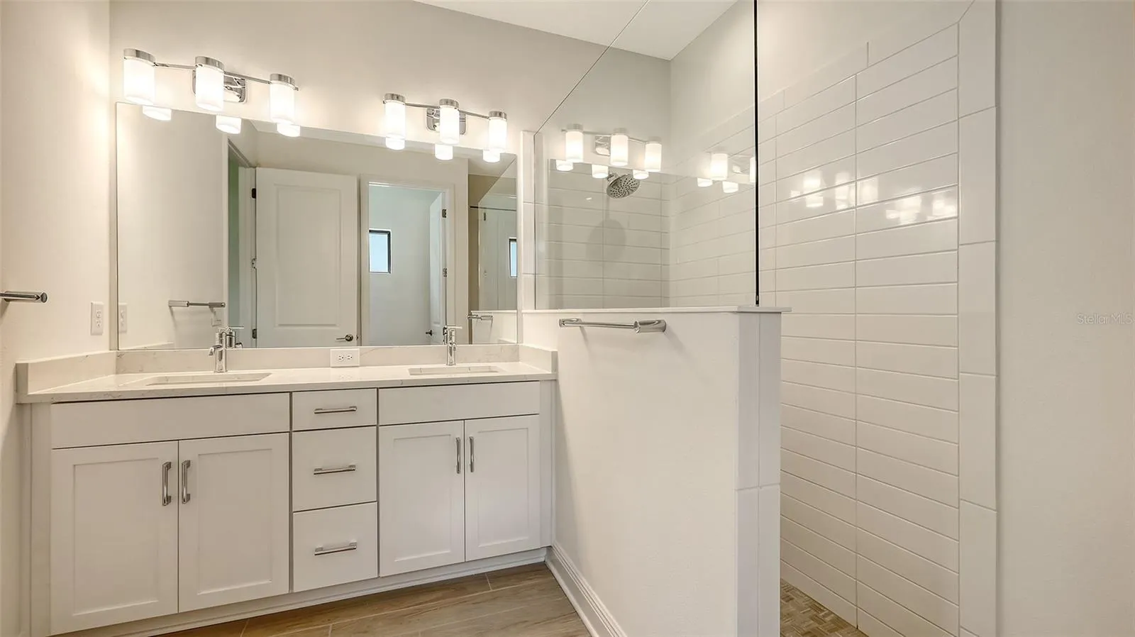 2234 LADY PALM LOOP