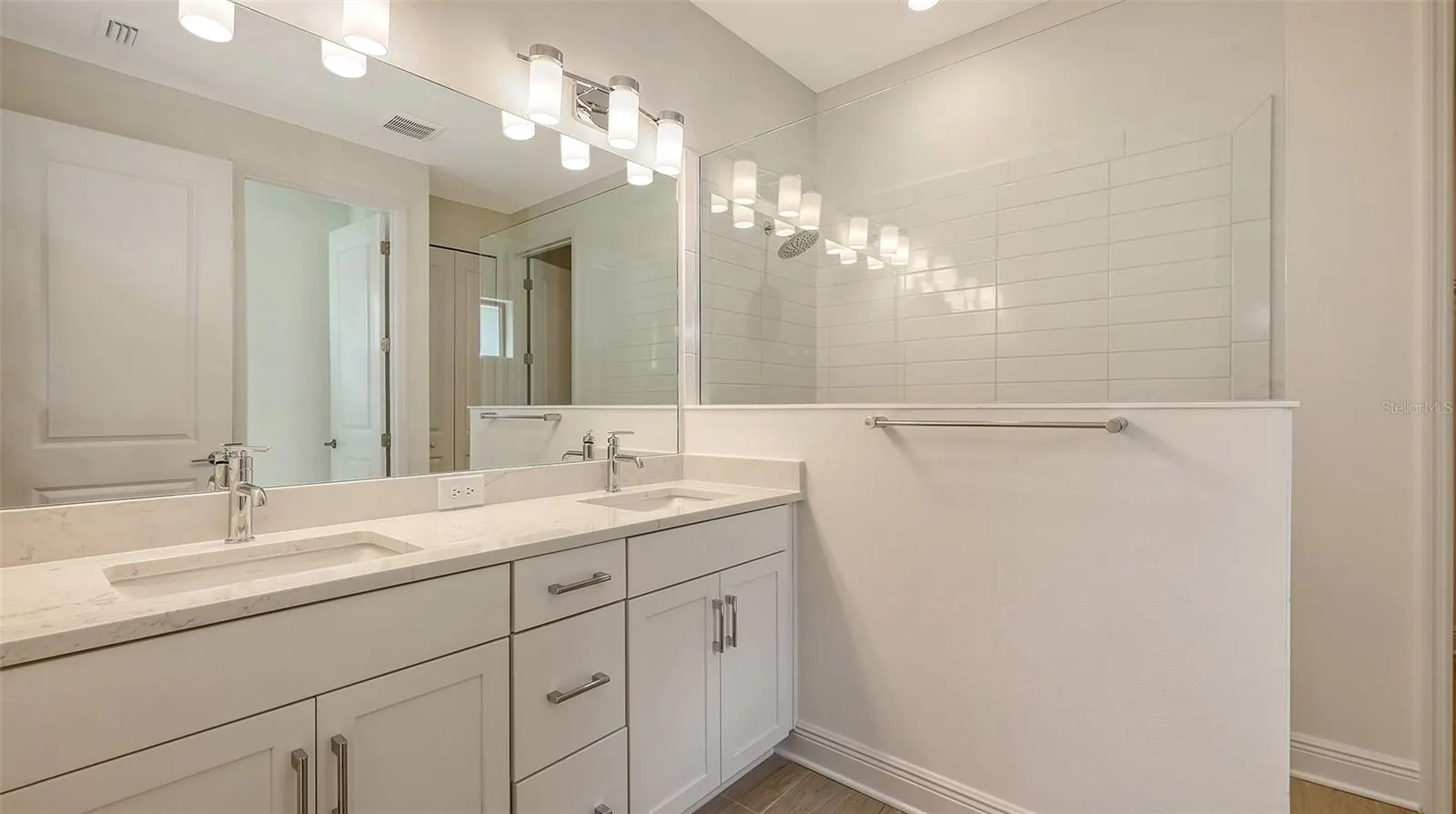 2234 LADY PALM LOOP