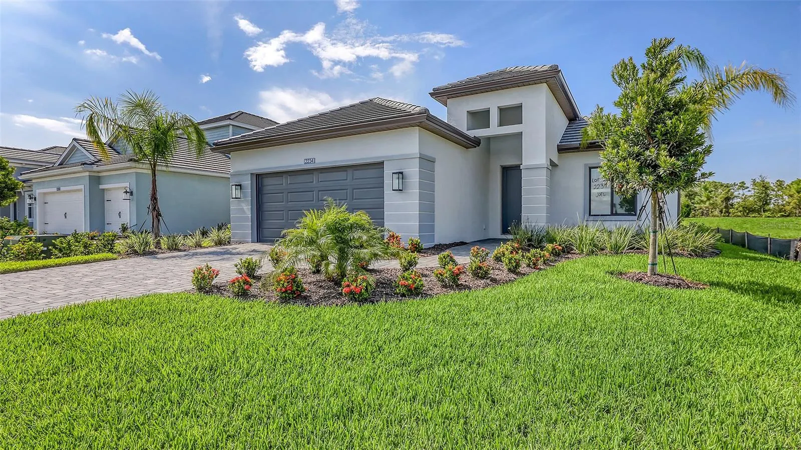 2234 LADY PALM LOOP