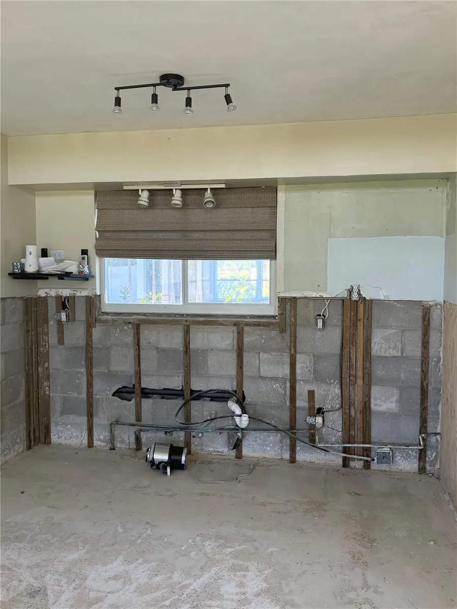 170 ROOSEVELT DR #22, #22