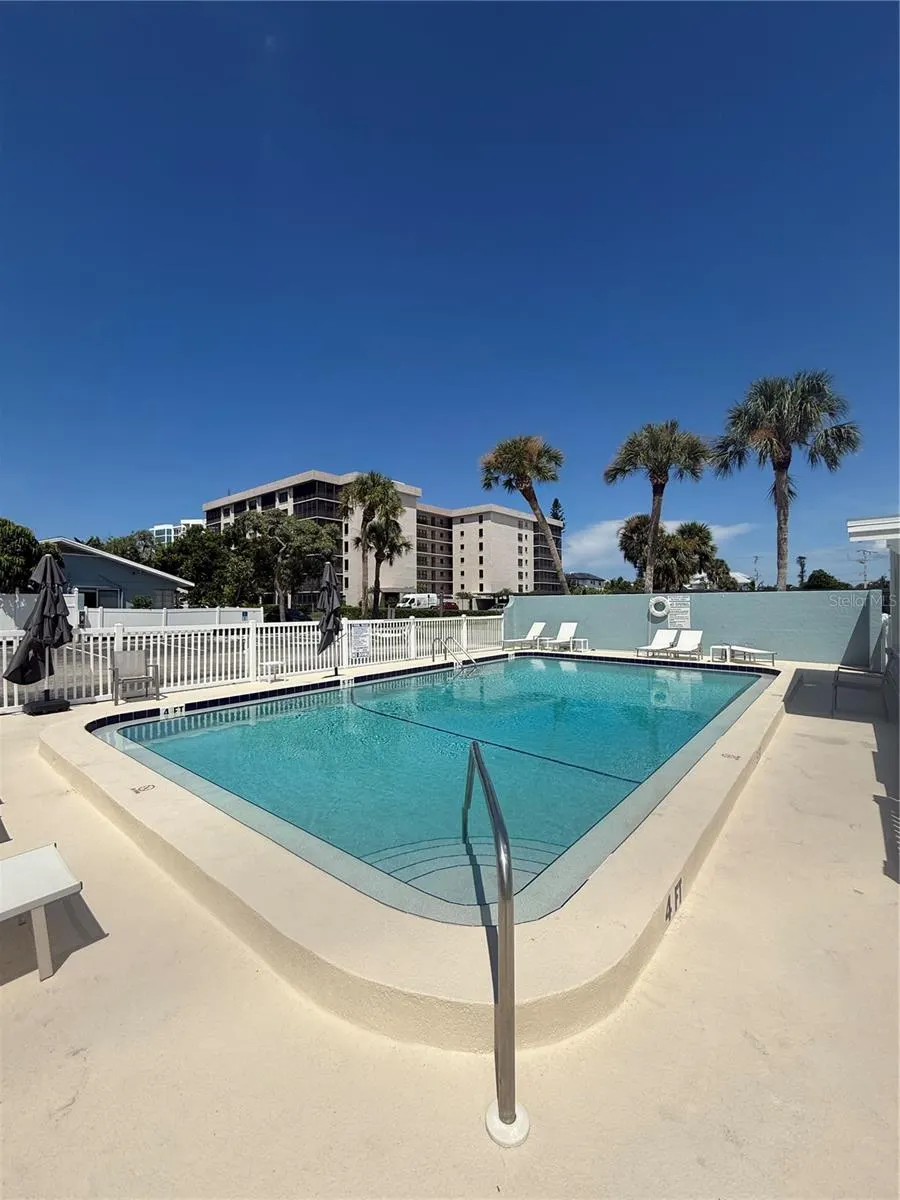 170 ROOSEVELT DR #22, #22
