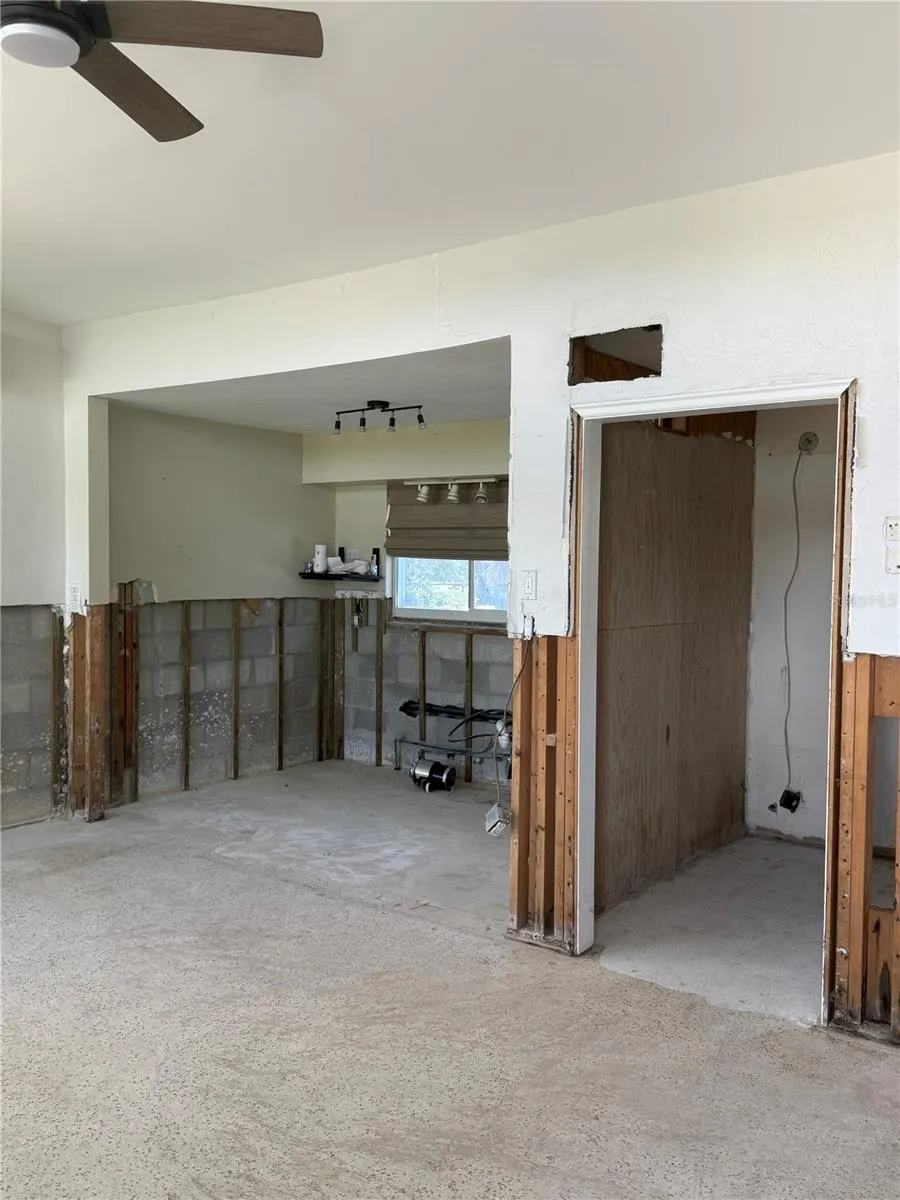170 ROOSEVELT DR #22, #22