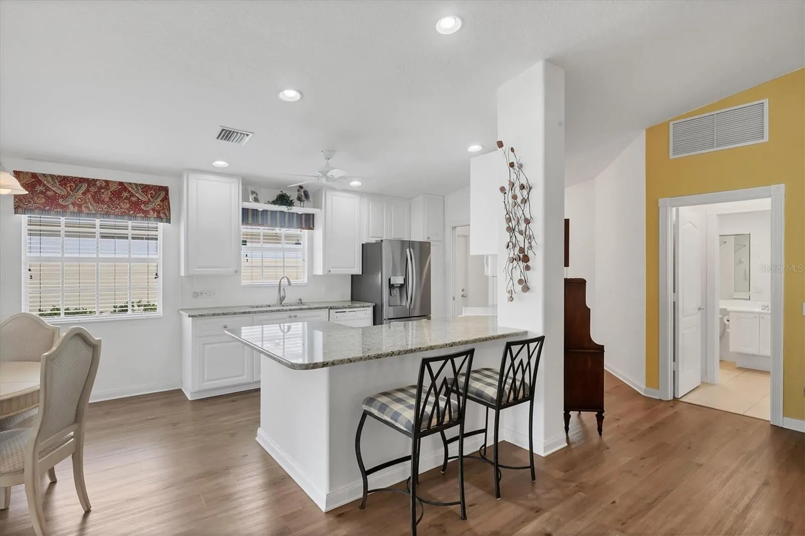 5510 MODENA PL #2A, #2A