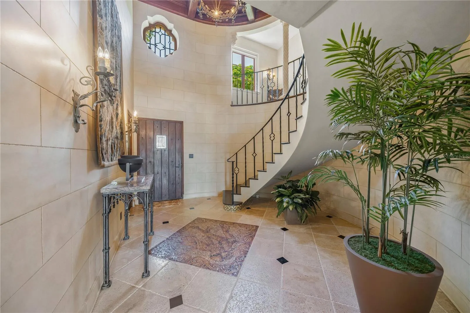 139 S WASHINGTON DR