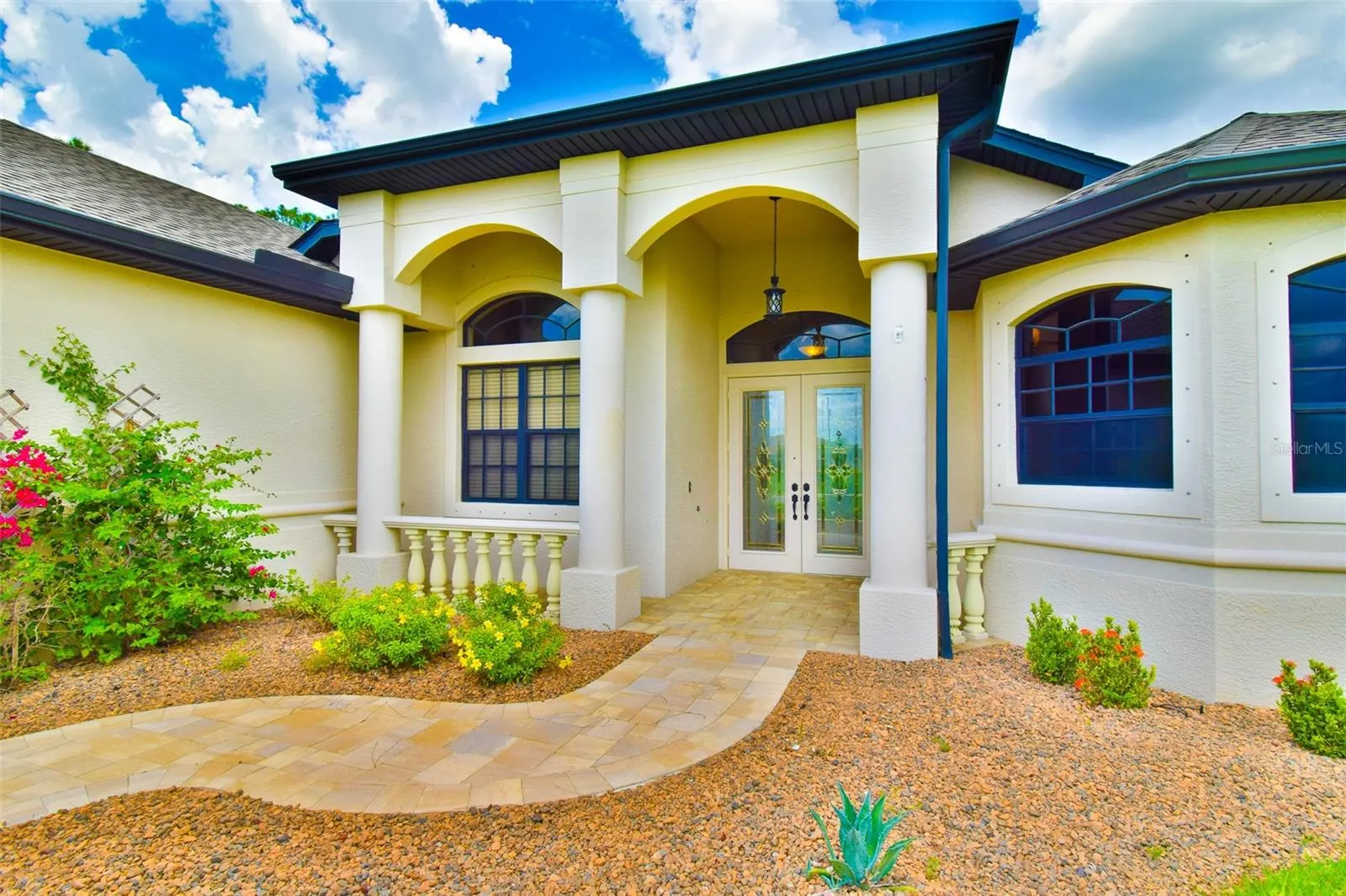 8201 HUNTERS GLEN CIR