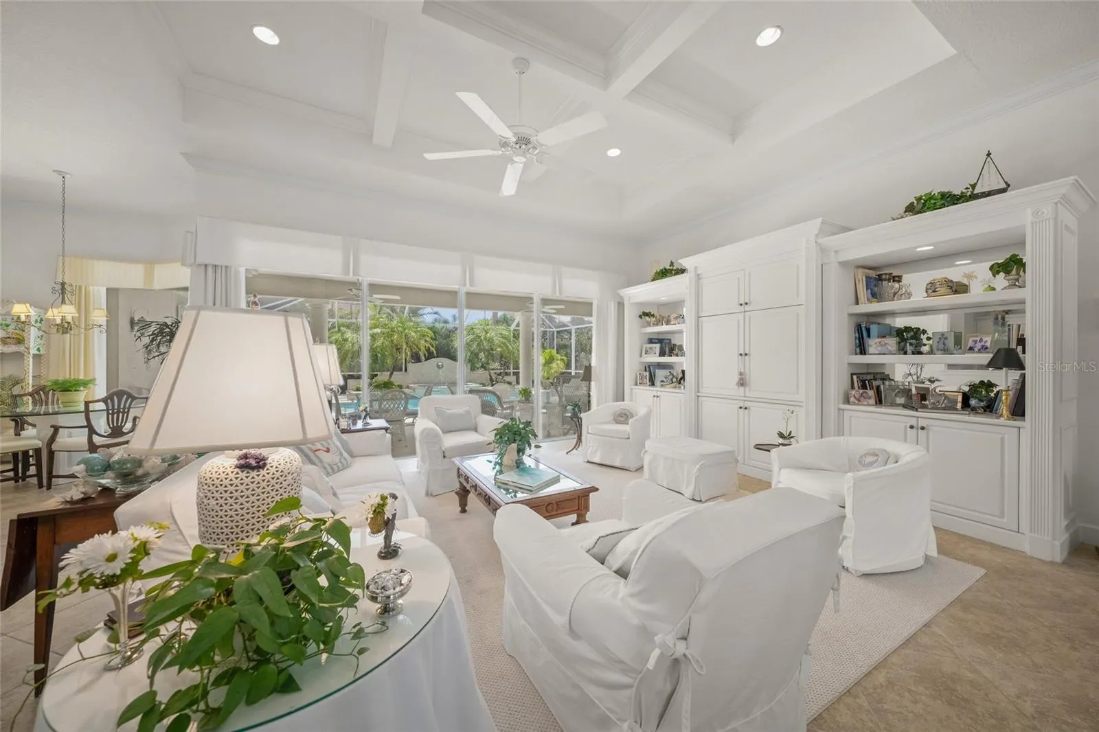 423 SPADARO DR