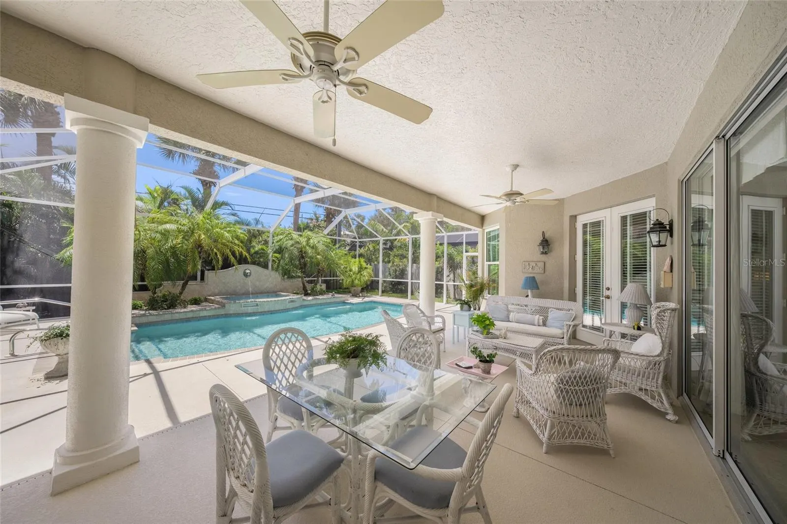 423 SPADARO DR