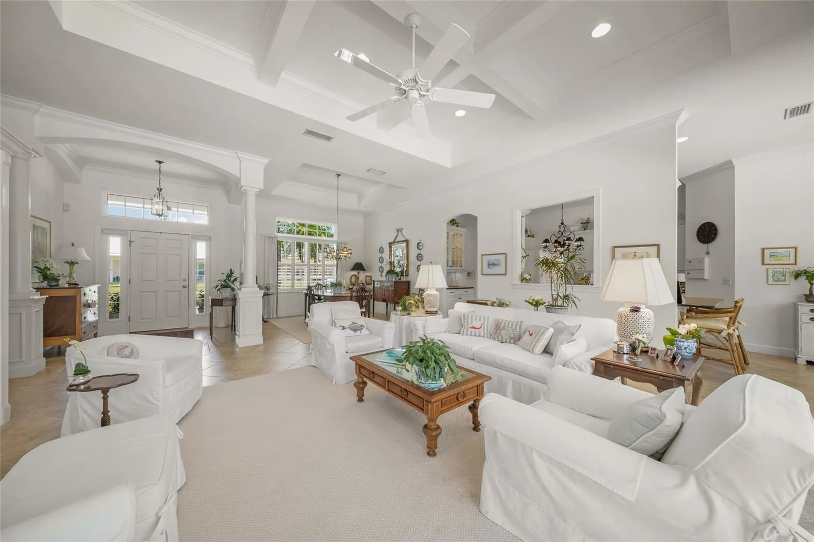 423 SPADARO DR