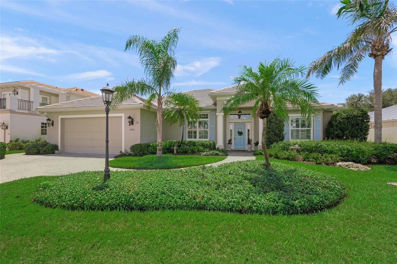 423 SPADARO DR