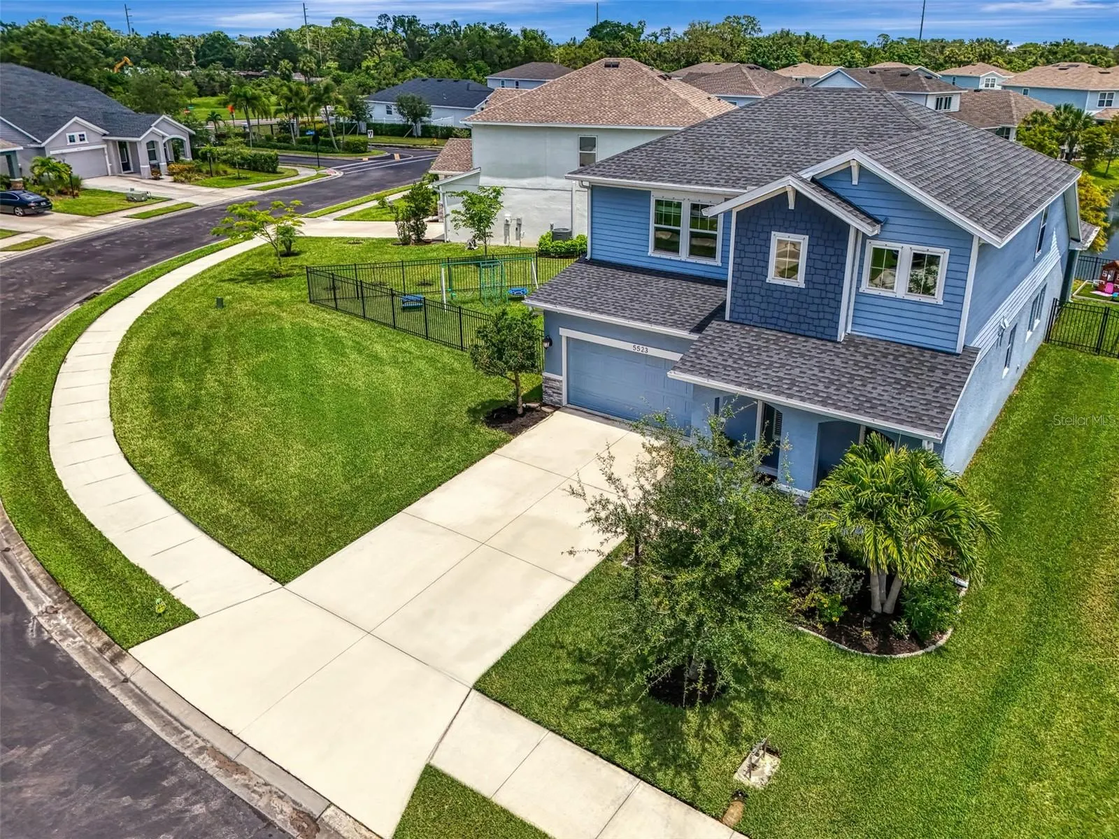 5523 SPANISH MOSS CV