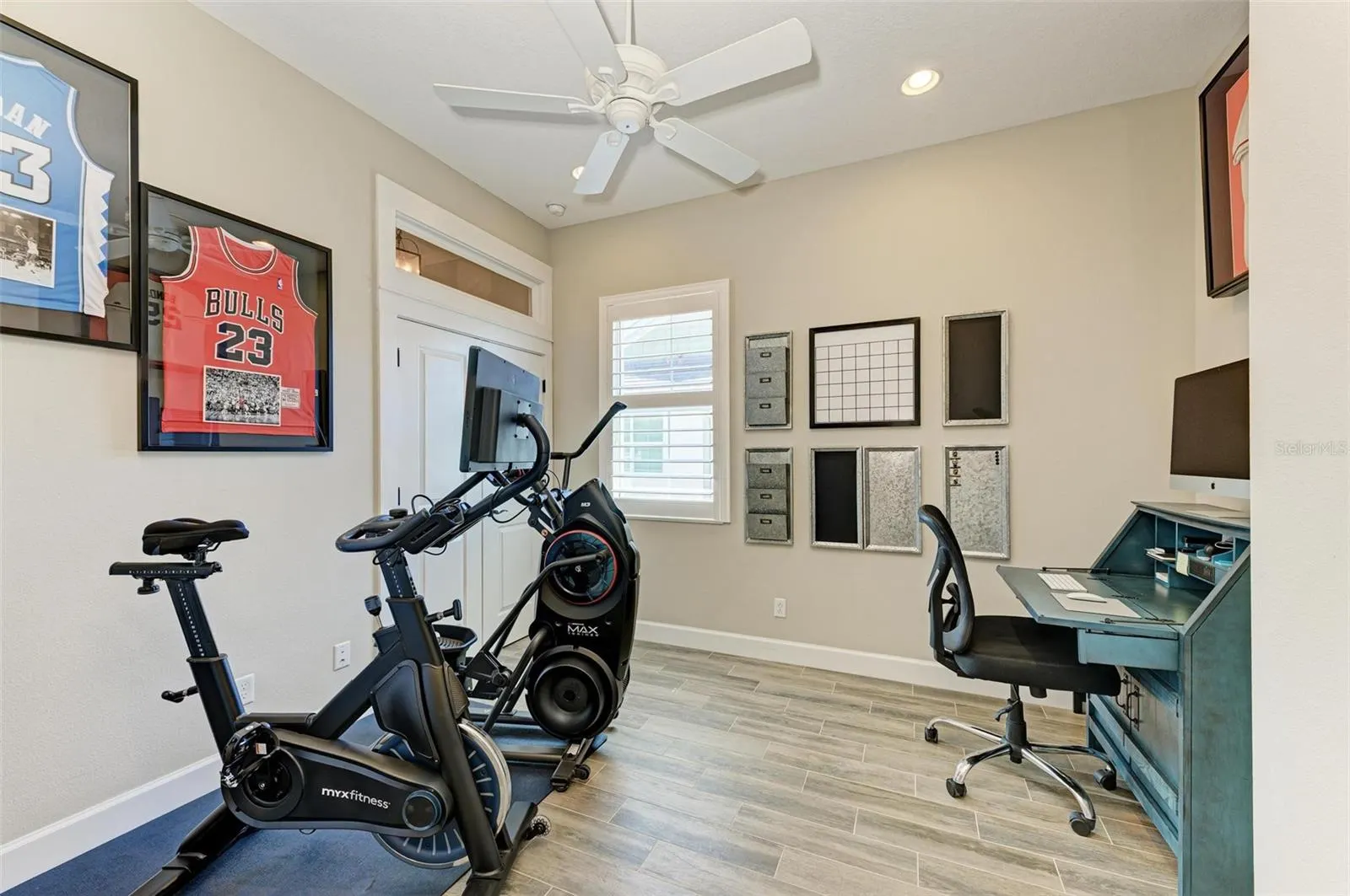 367 COMPASS POINT DR #201, #201