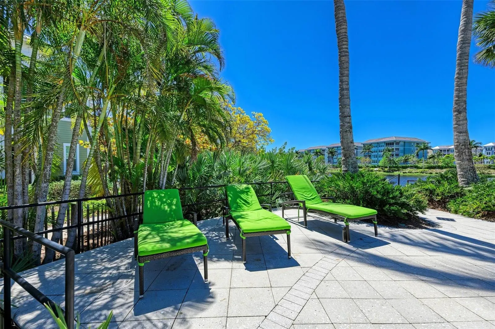 367 COMPASS POINT DR #201, #201