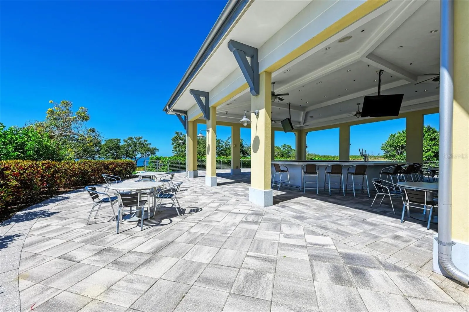 367 COMPASS POINT DR #201, #201